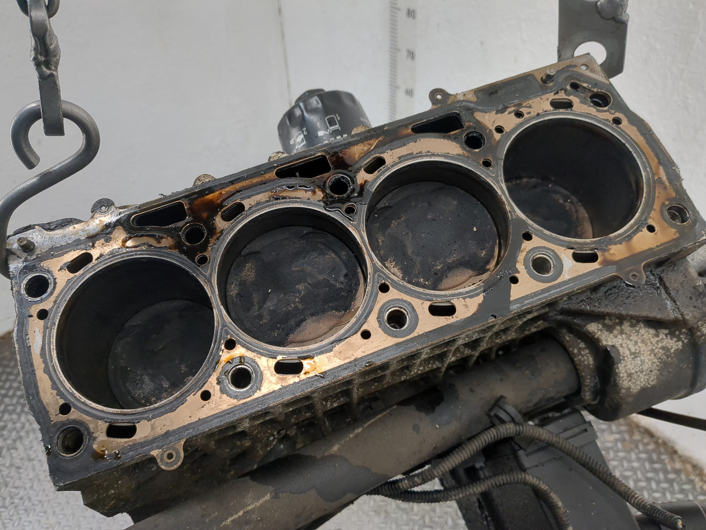 Блок двигателя