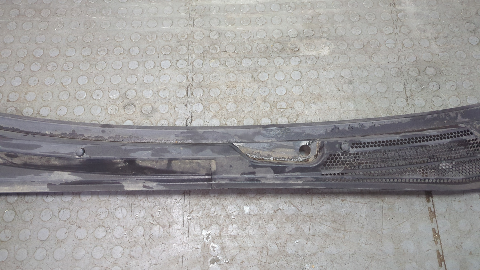 Решетка стеклоочистителей (Жабо)