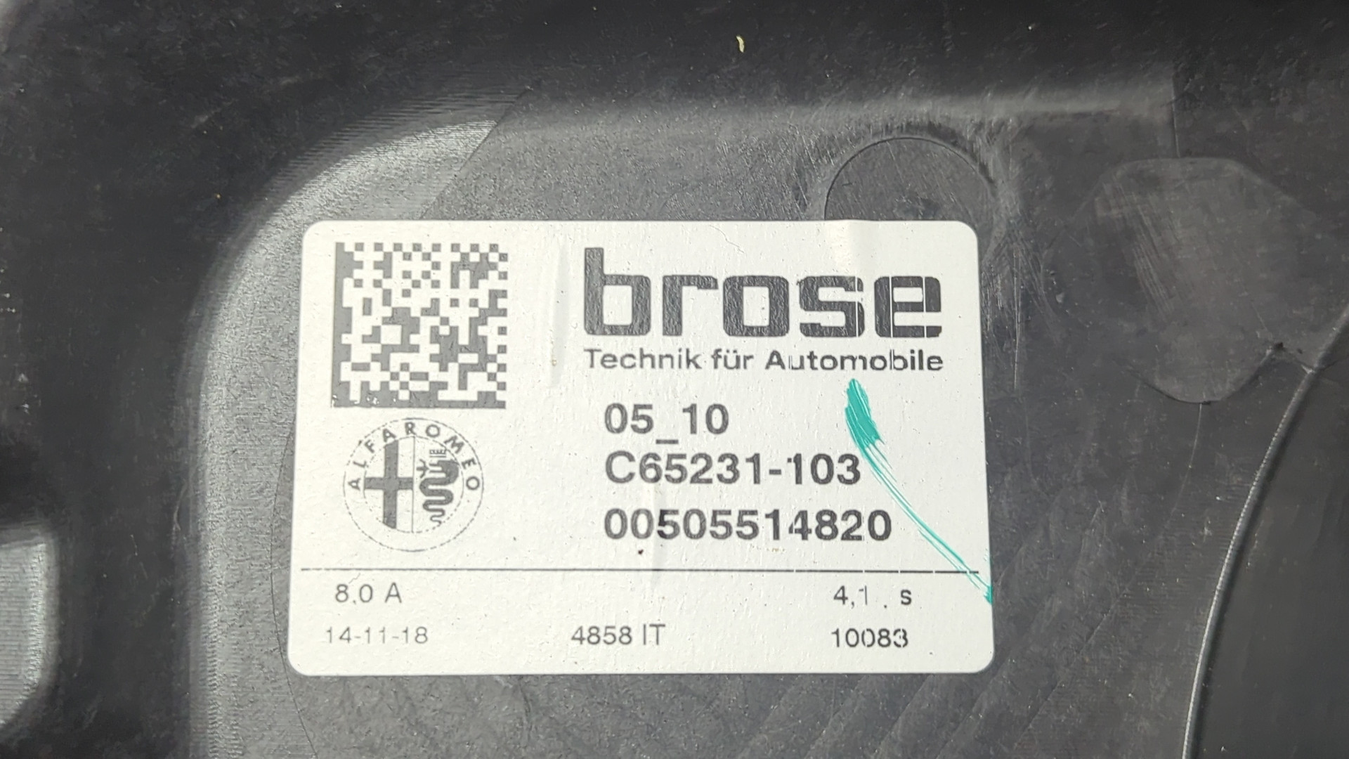 Стеклоподъемник электр. передний левый