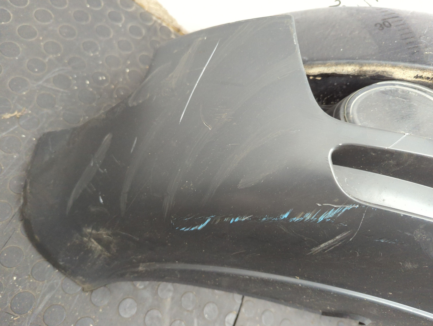 Бампер передний