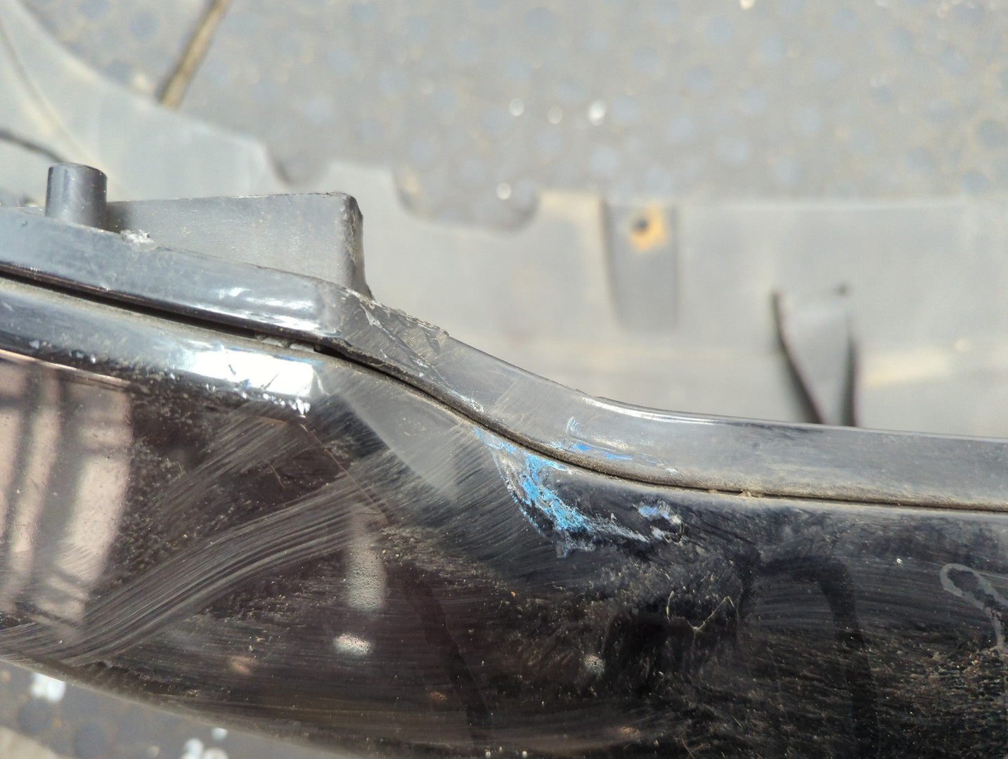 Бампер передний