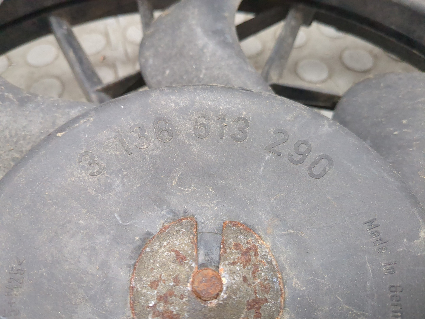 Вентилятор радиатора