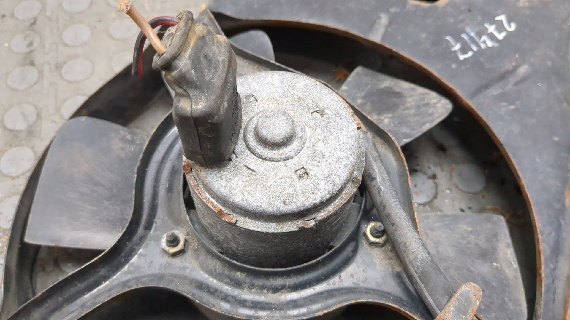 Вентилятор радиатора