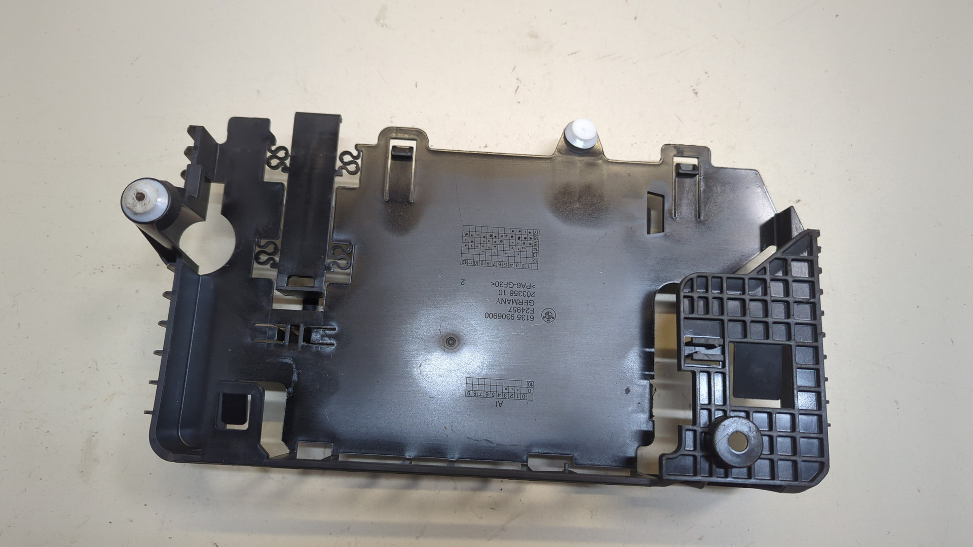 Кронштейн электронного блока управления / контроля