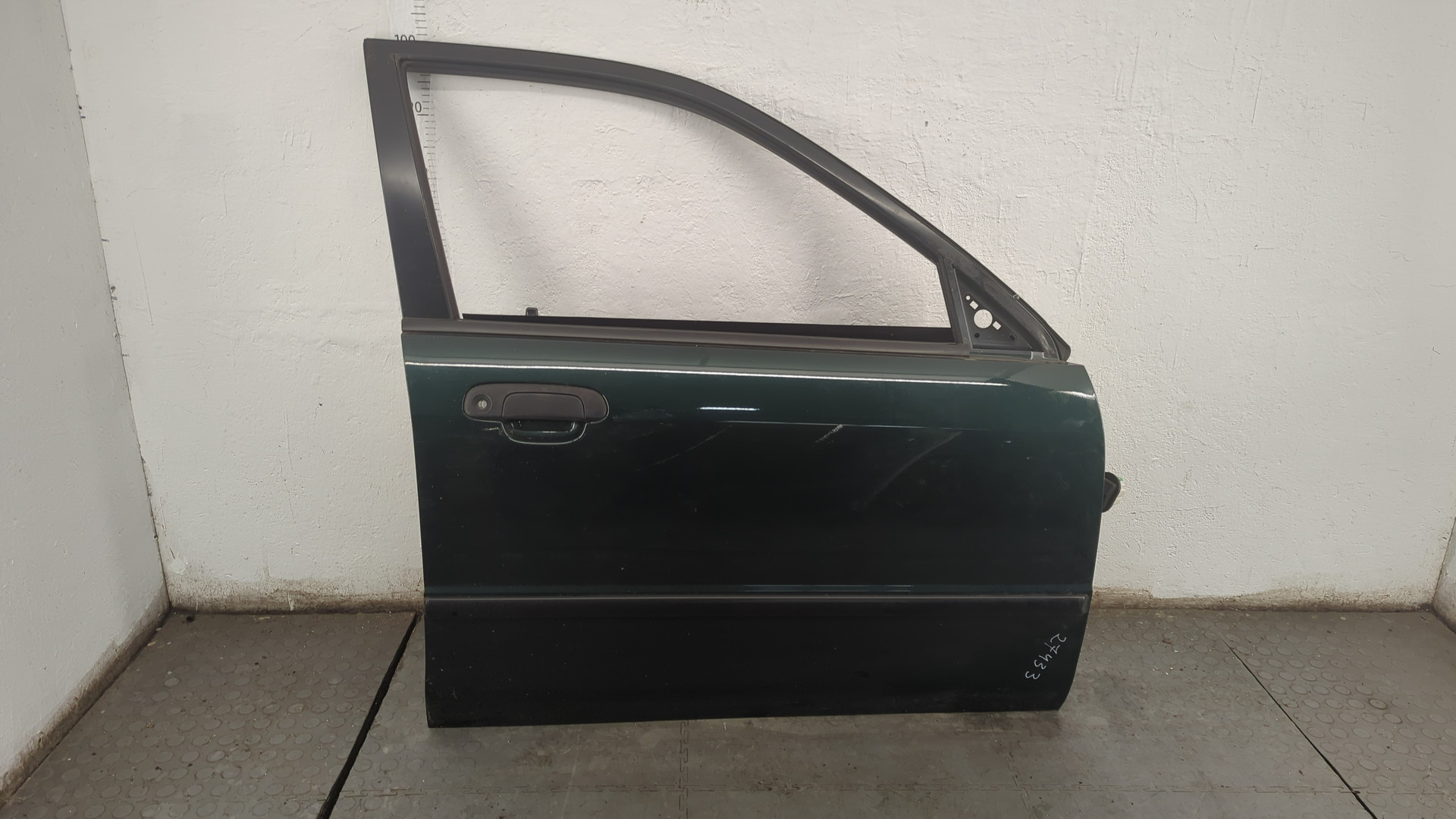 Дверь передняя правая