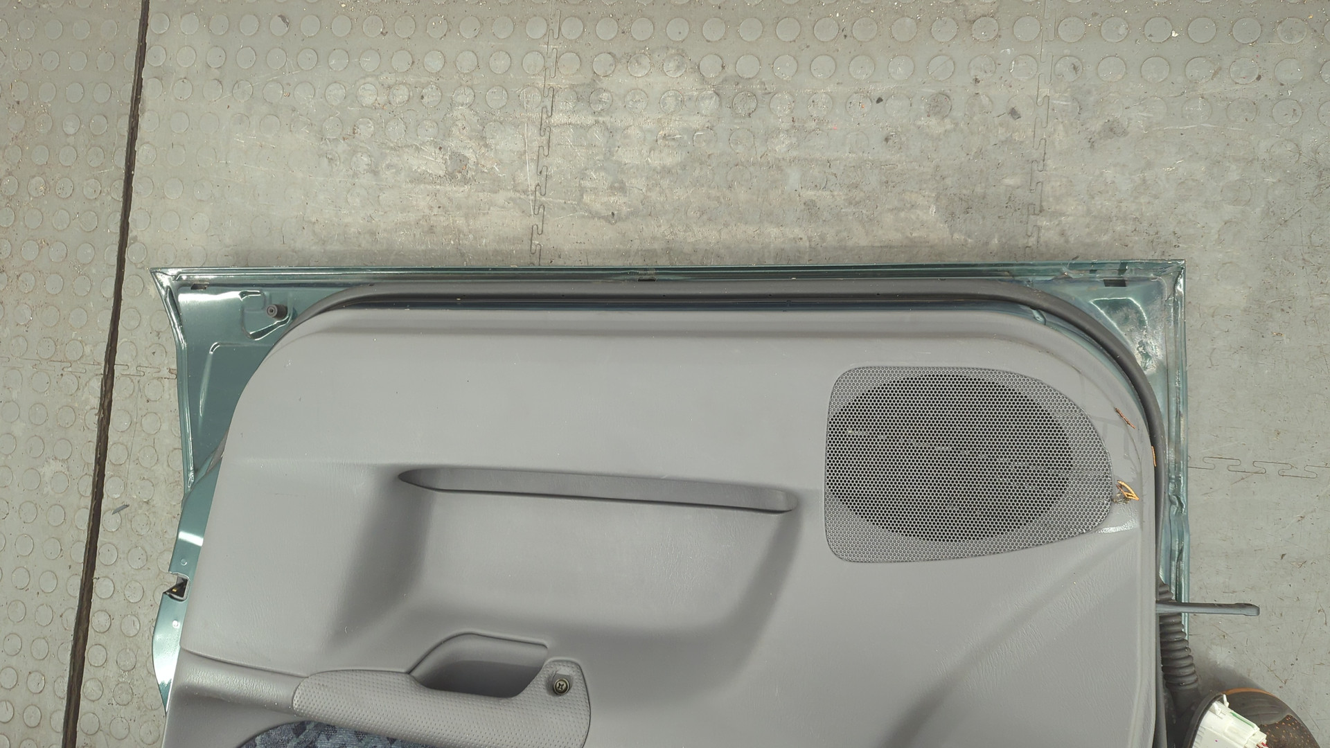 Дверь передняя правая