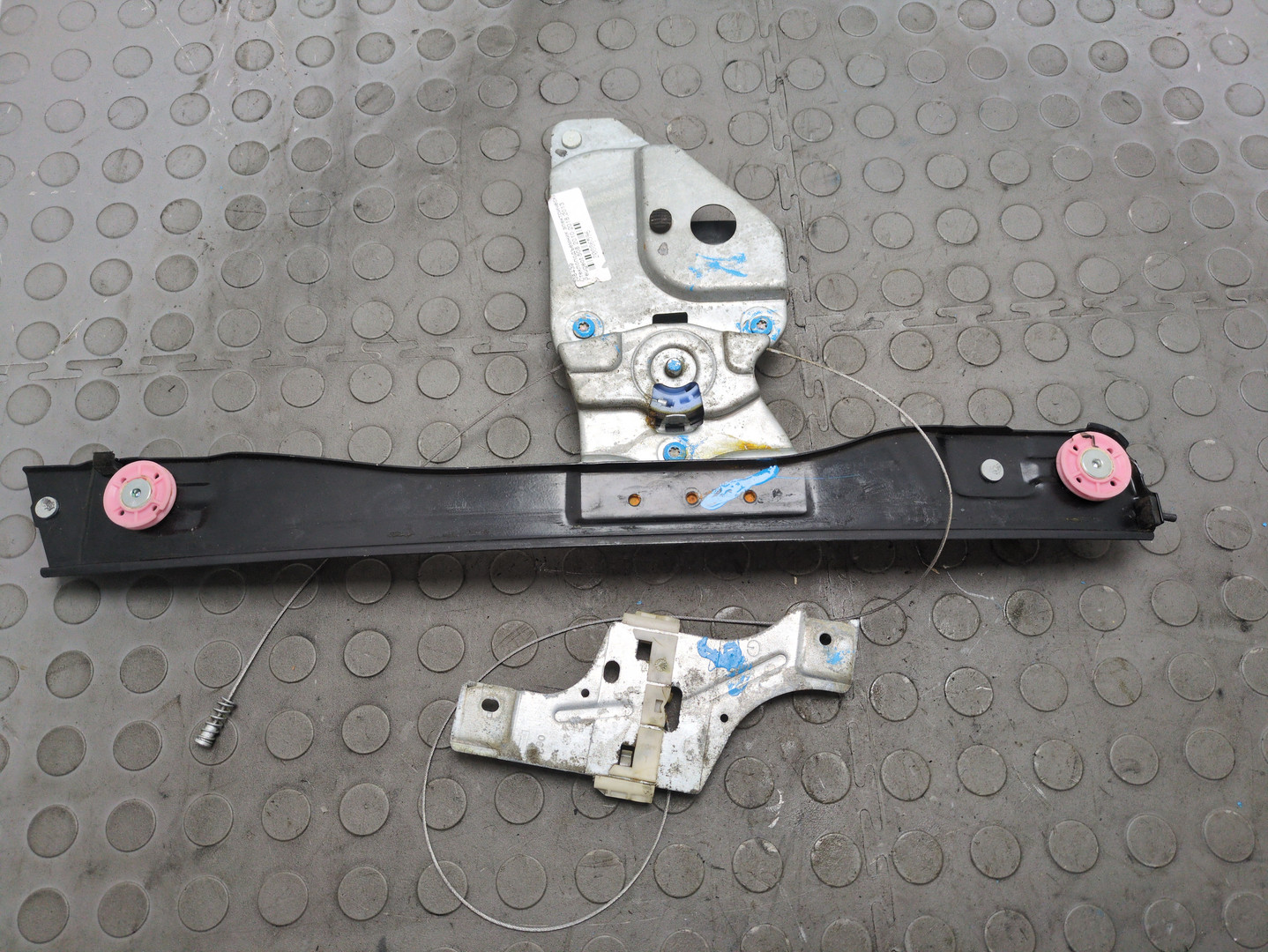 Стеклоподъемник электр. передний левый