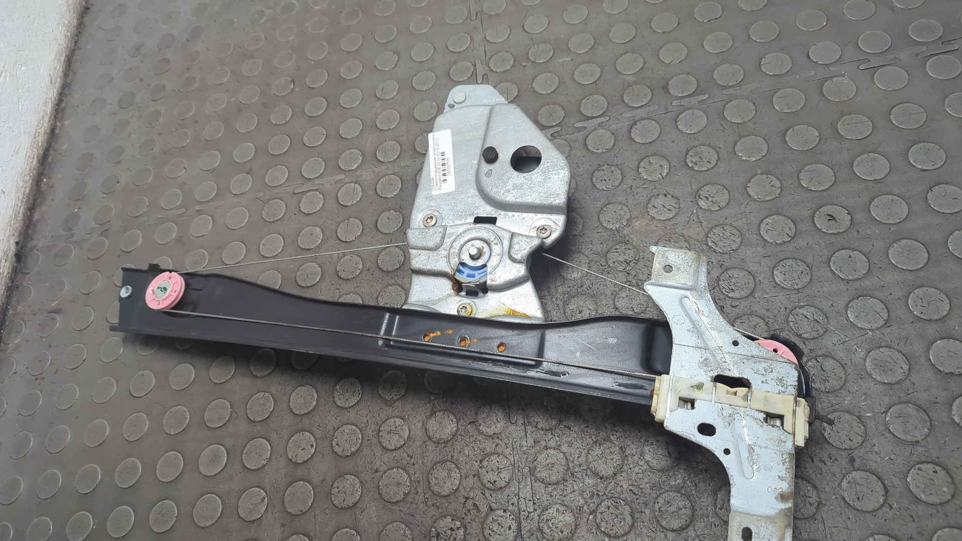 Стеклоподъемник электр. передний левый