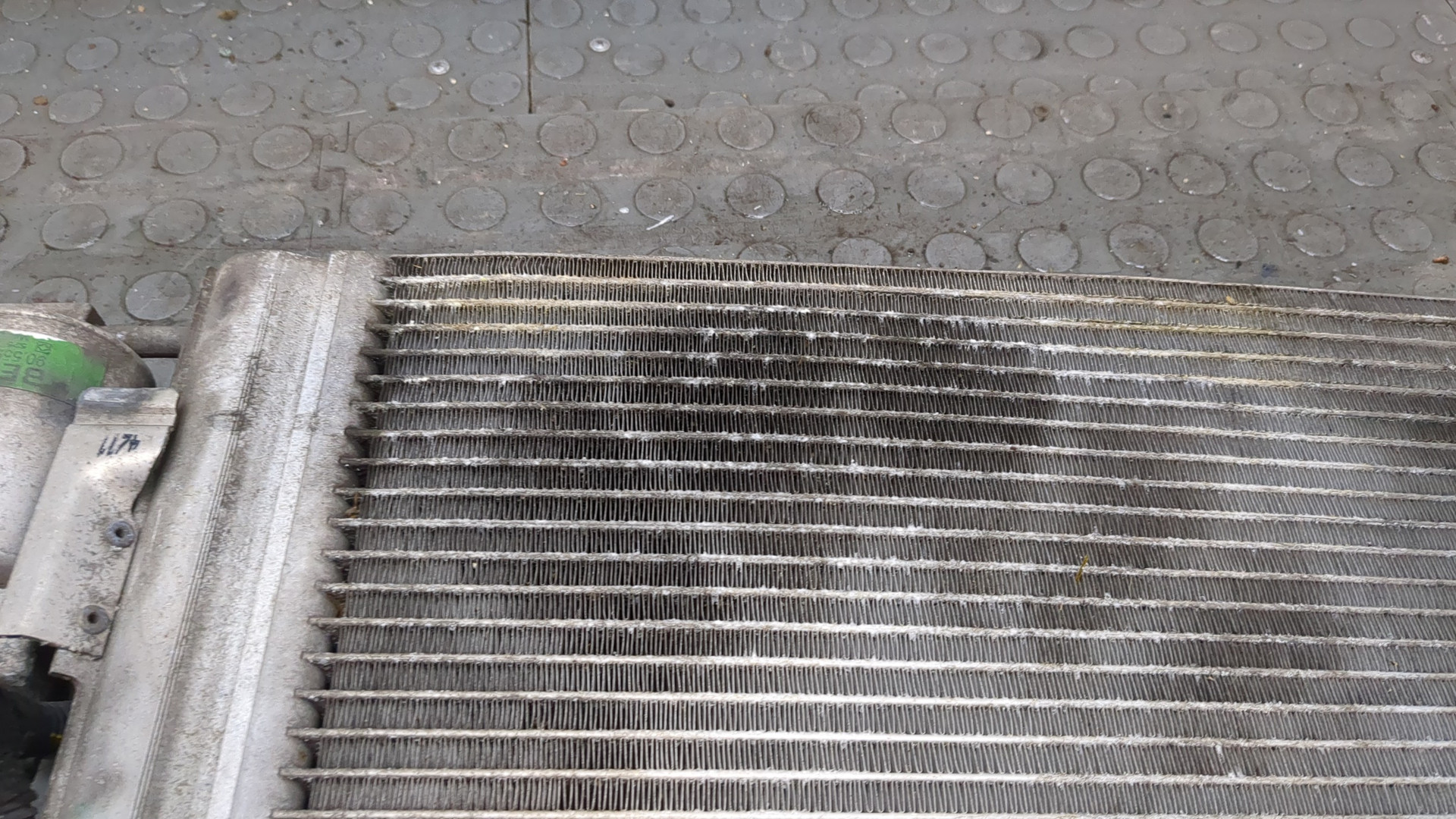 Радиатор кондиционера / конденсер