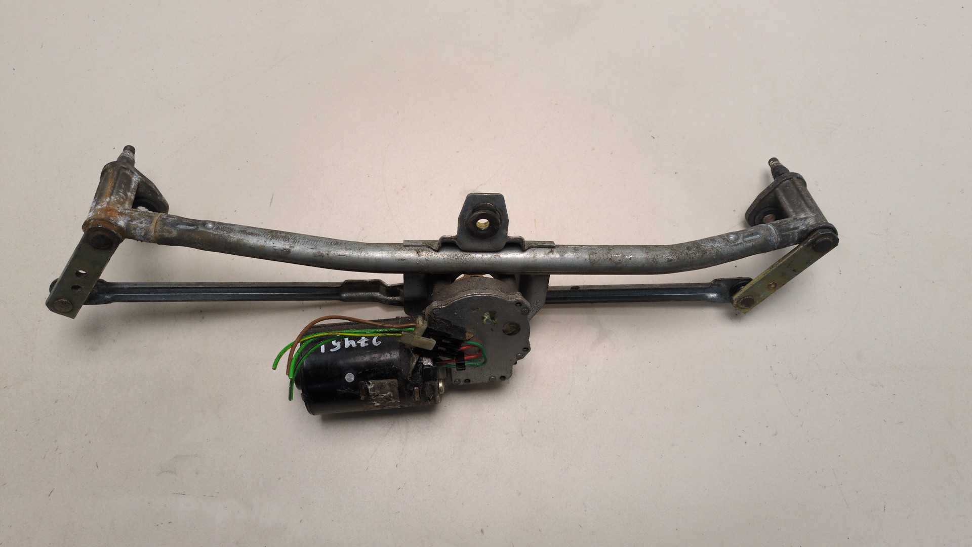 Трапеция стеклоочистителей