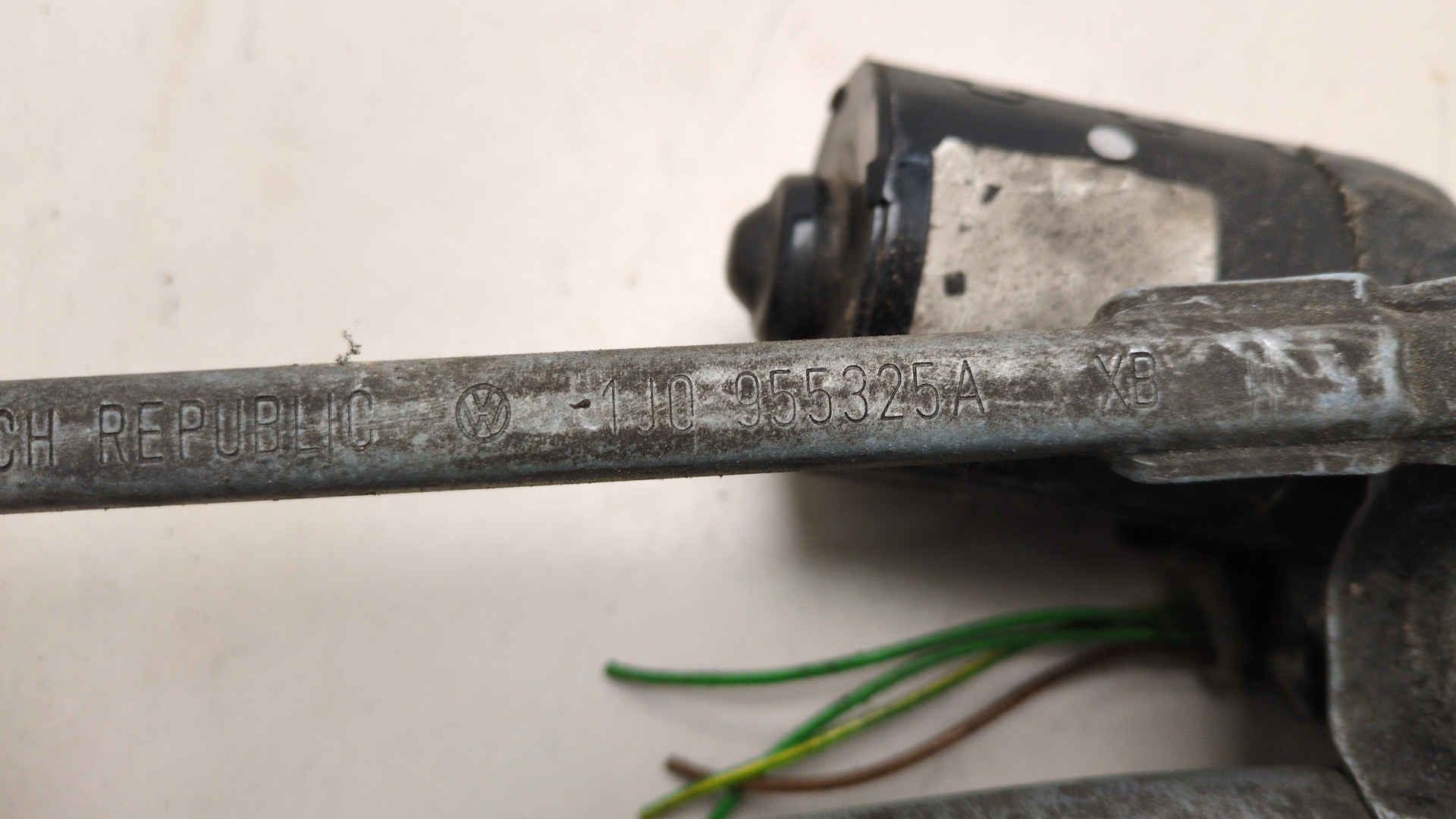 Трапеция стеклоочистителей