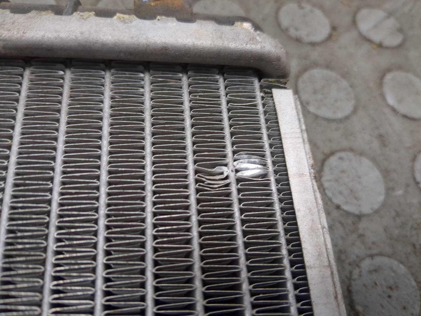 Радиатор охлаждения двигателя основной