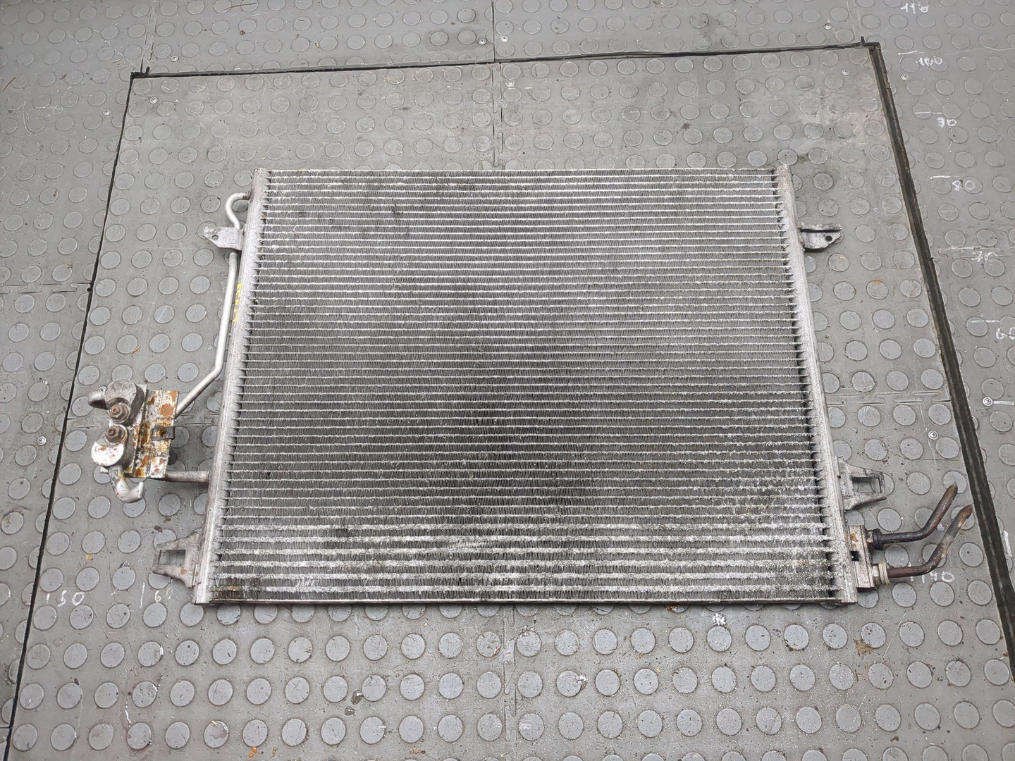 Радиатор кондиционера / конденсер