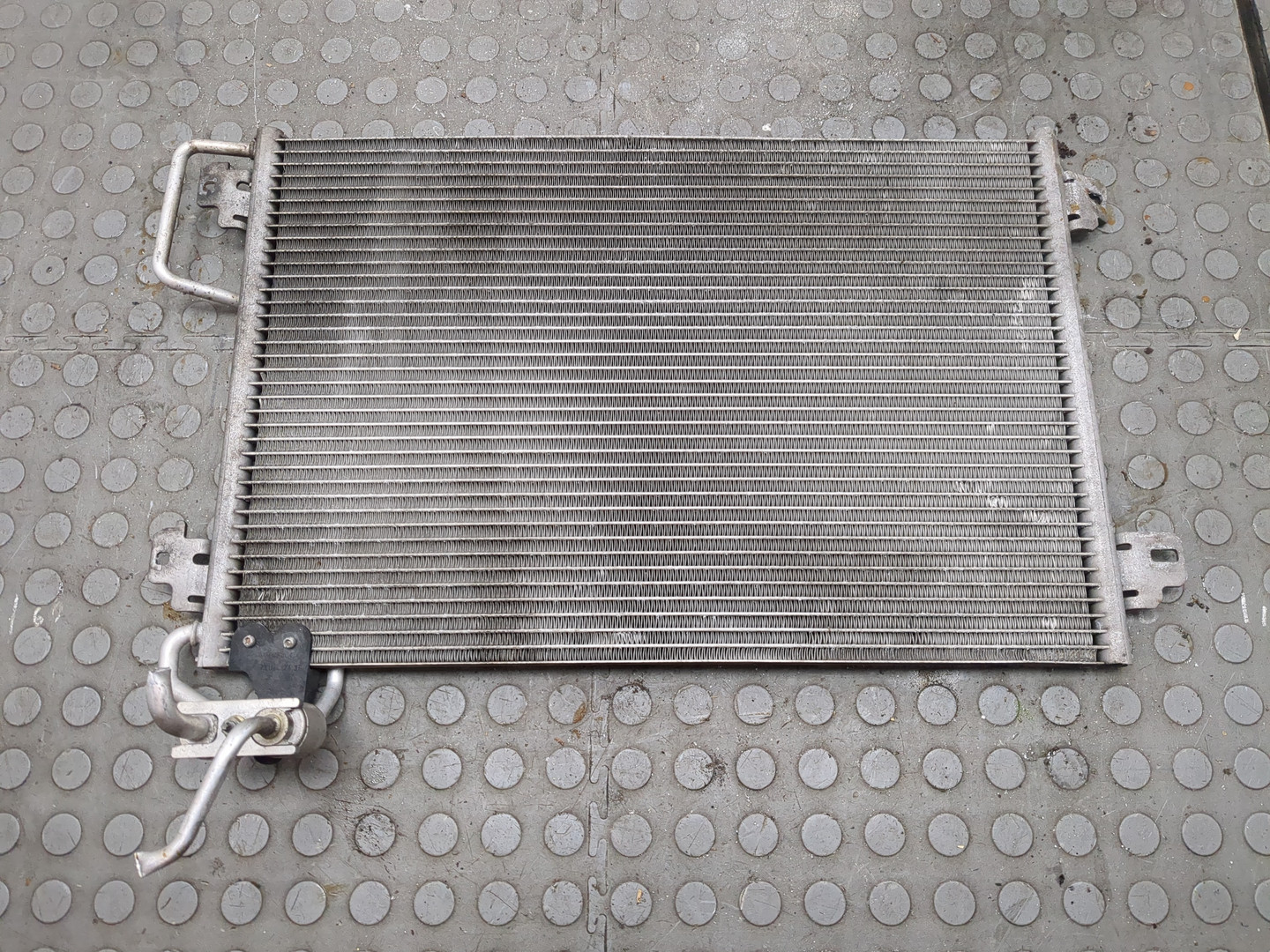 Радиатор кондиционера / конденсер