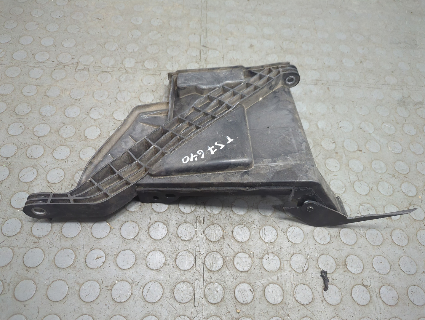 Кронштейн (сопут. товар)