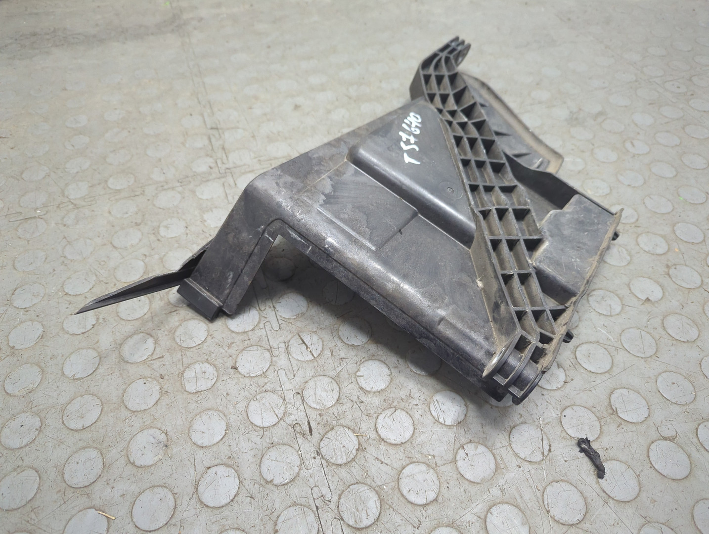 Кронштейн (сопут. товар)