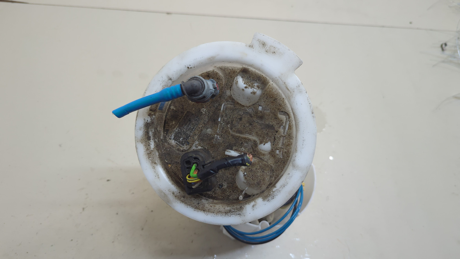 Насос топливный электрический