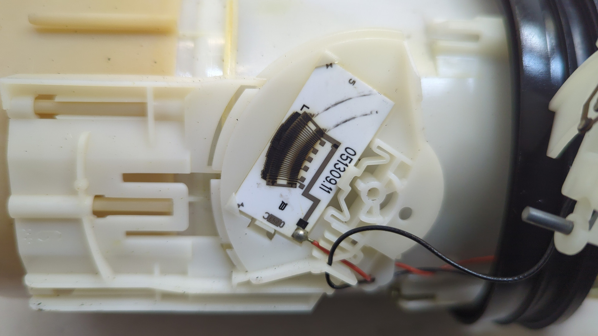 Насос топливный электрический