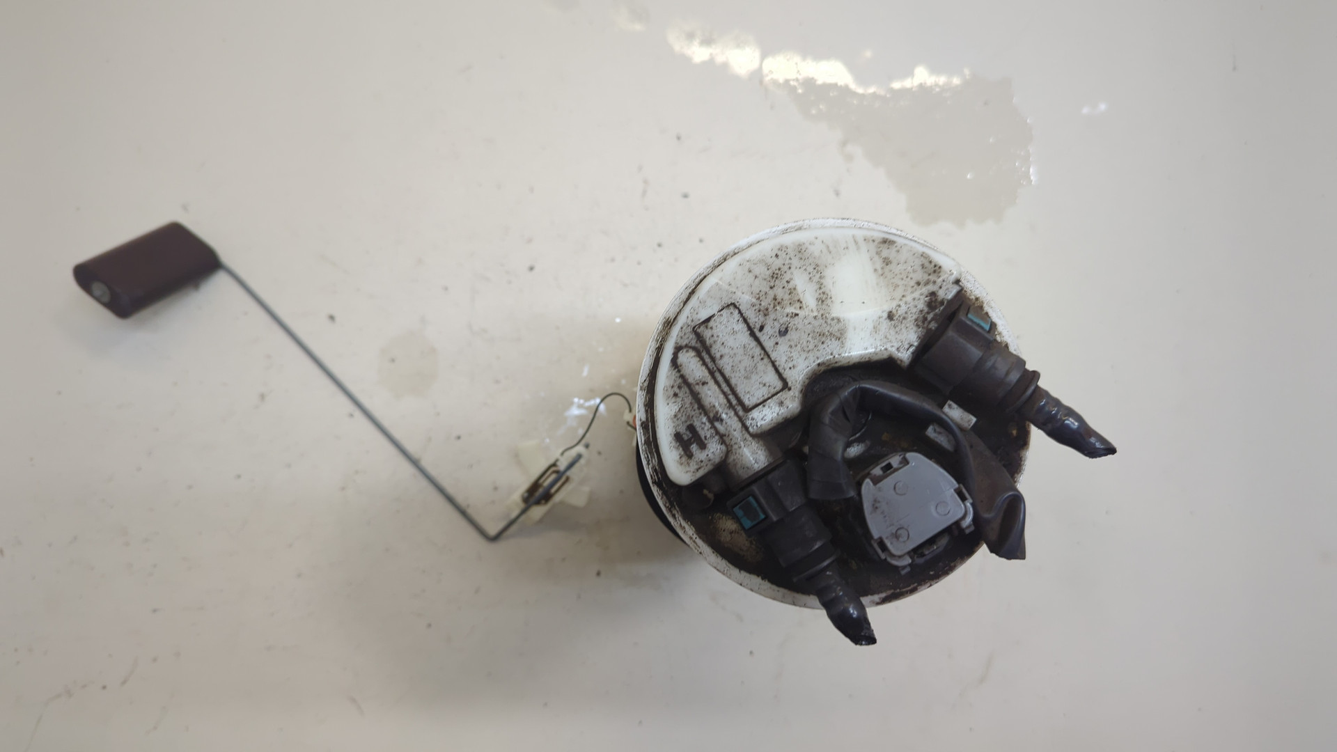 Насос топливный электрический