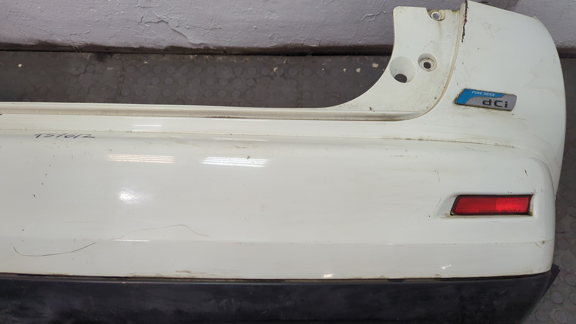 Бампер задний