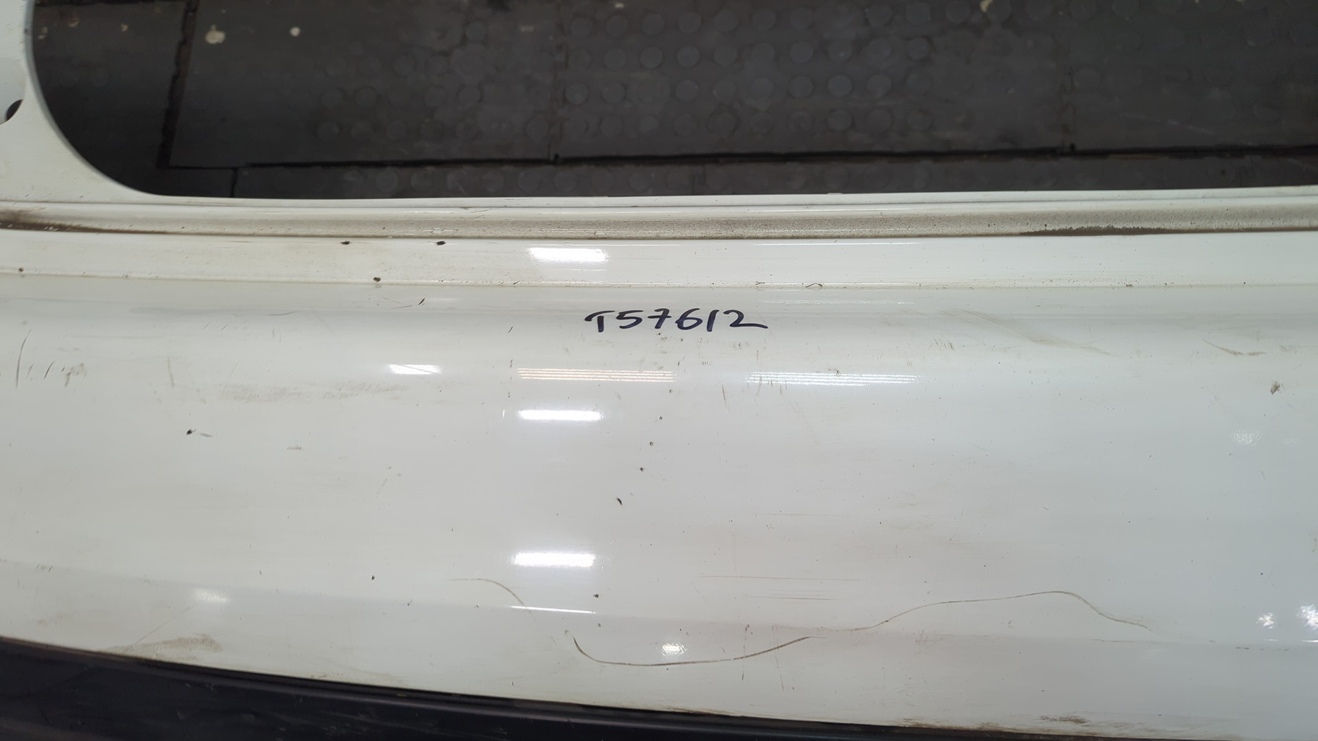 Бампер задний