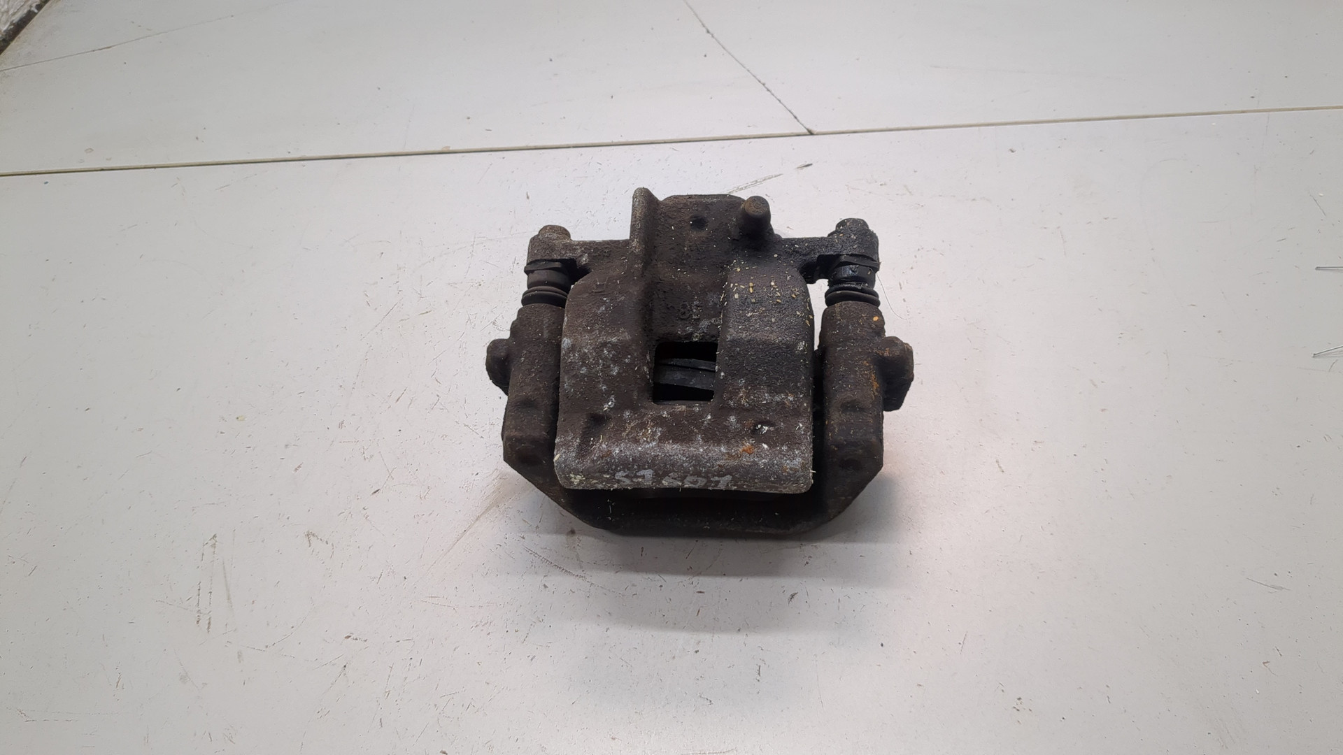 Суппорт задний правый