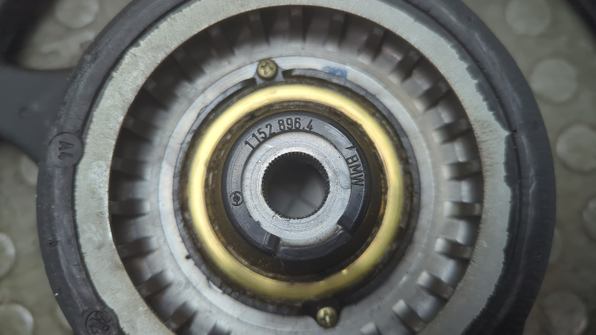 Рулевое колесо (руль)