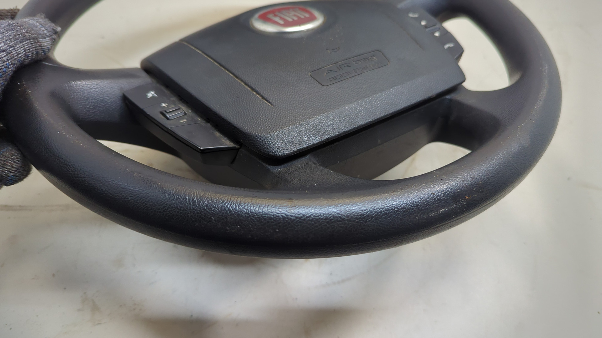 Рулевое колесо (руль)