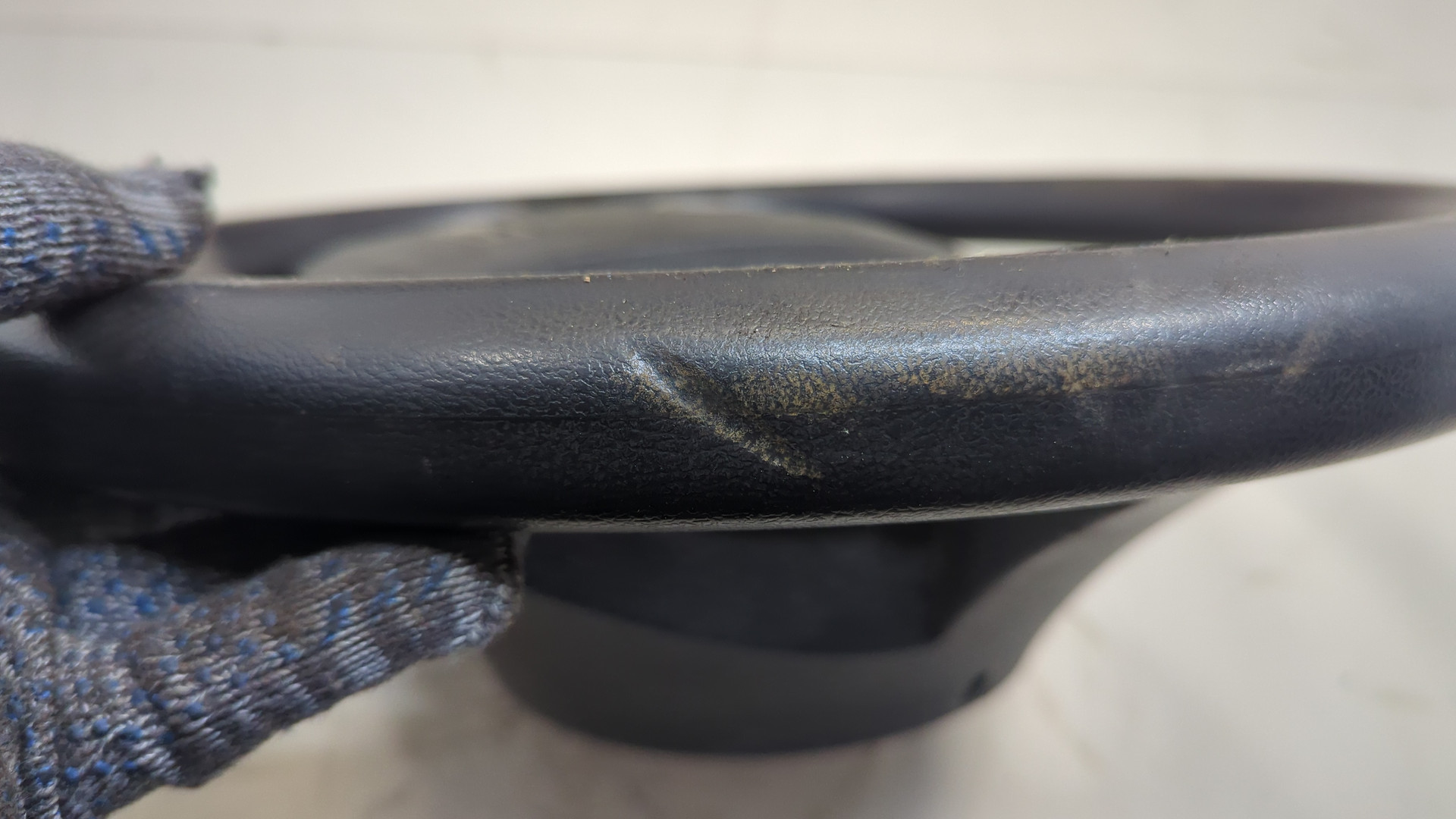 Рулевое колесо (руль)