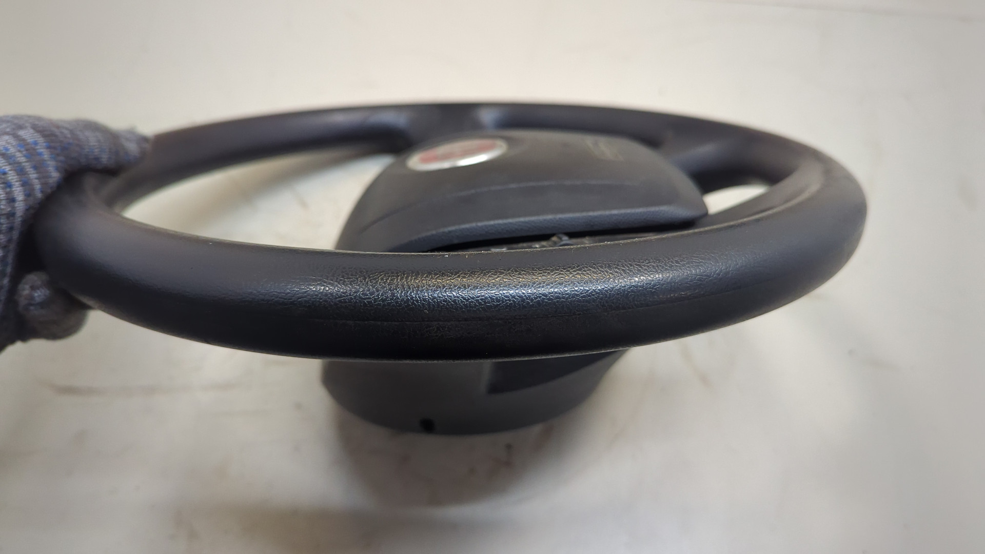 Рулевое колесо (руль)