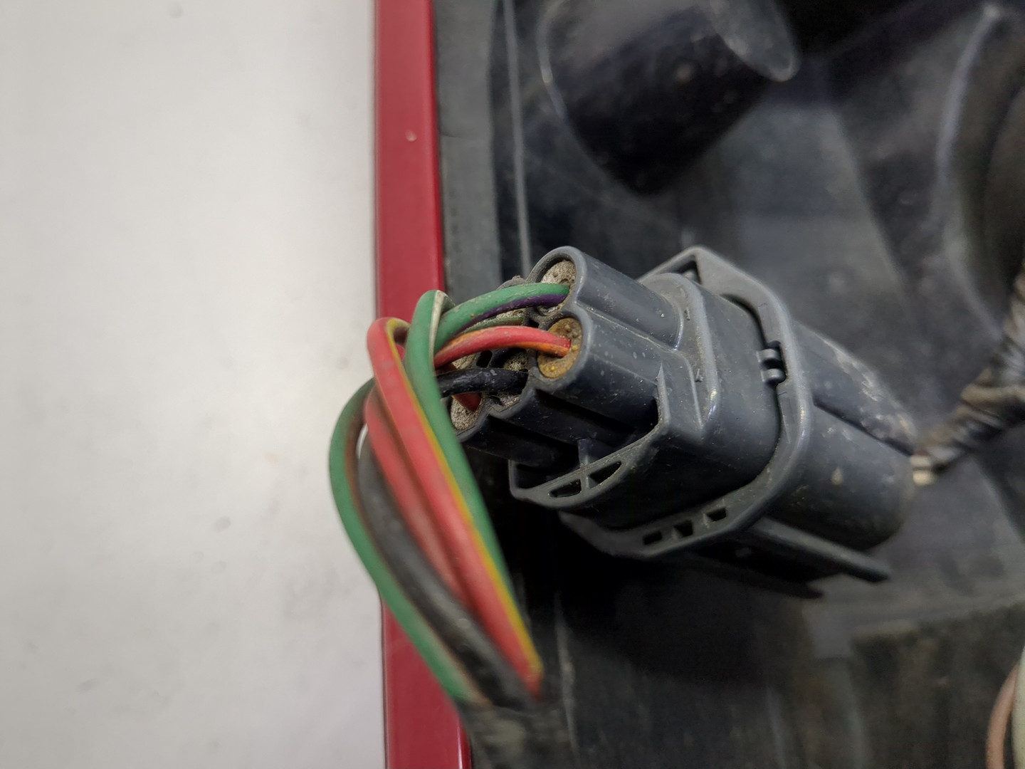 Фонарь задний правый