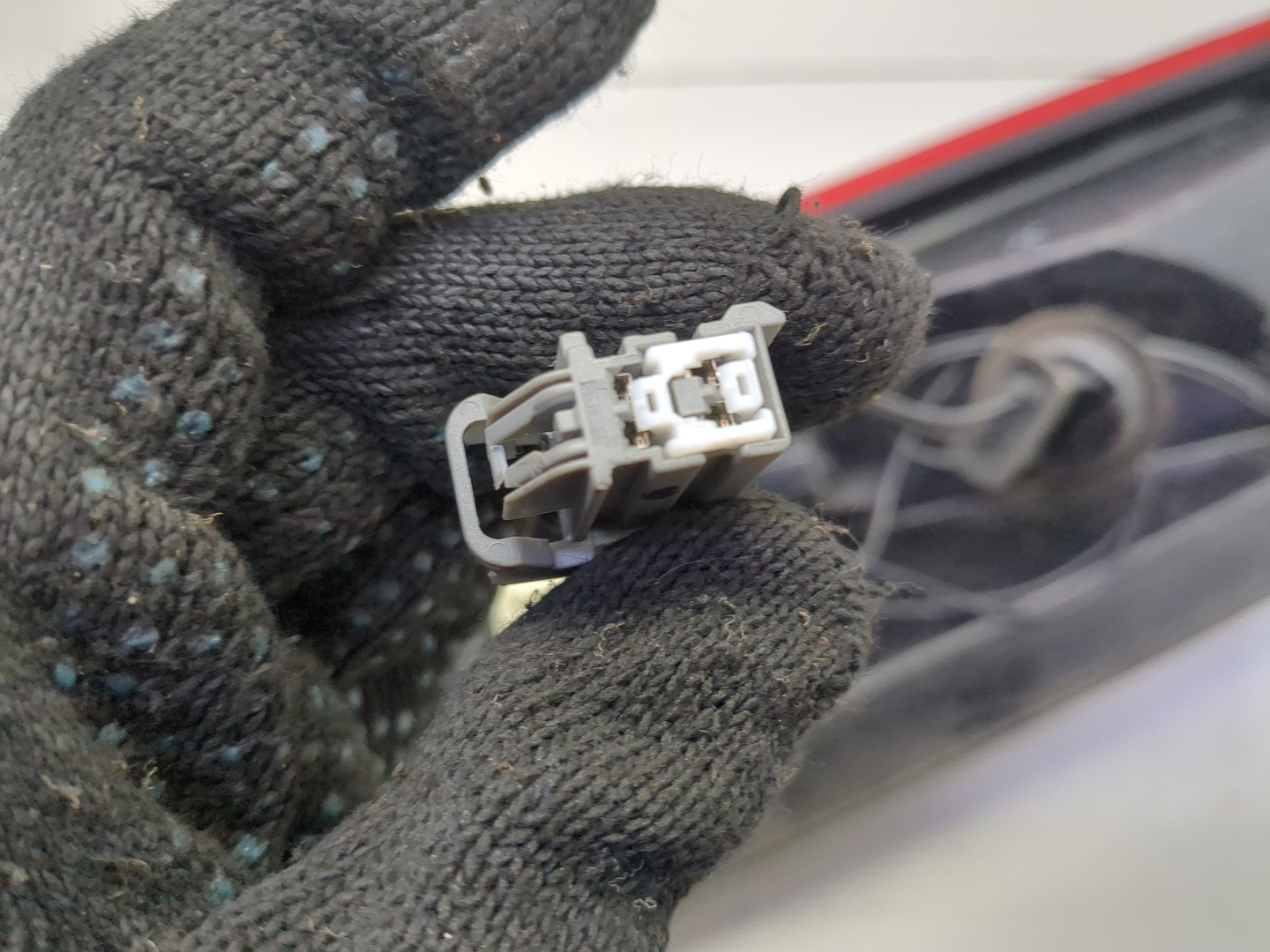 Фонарь задний правый