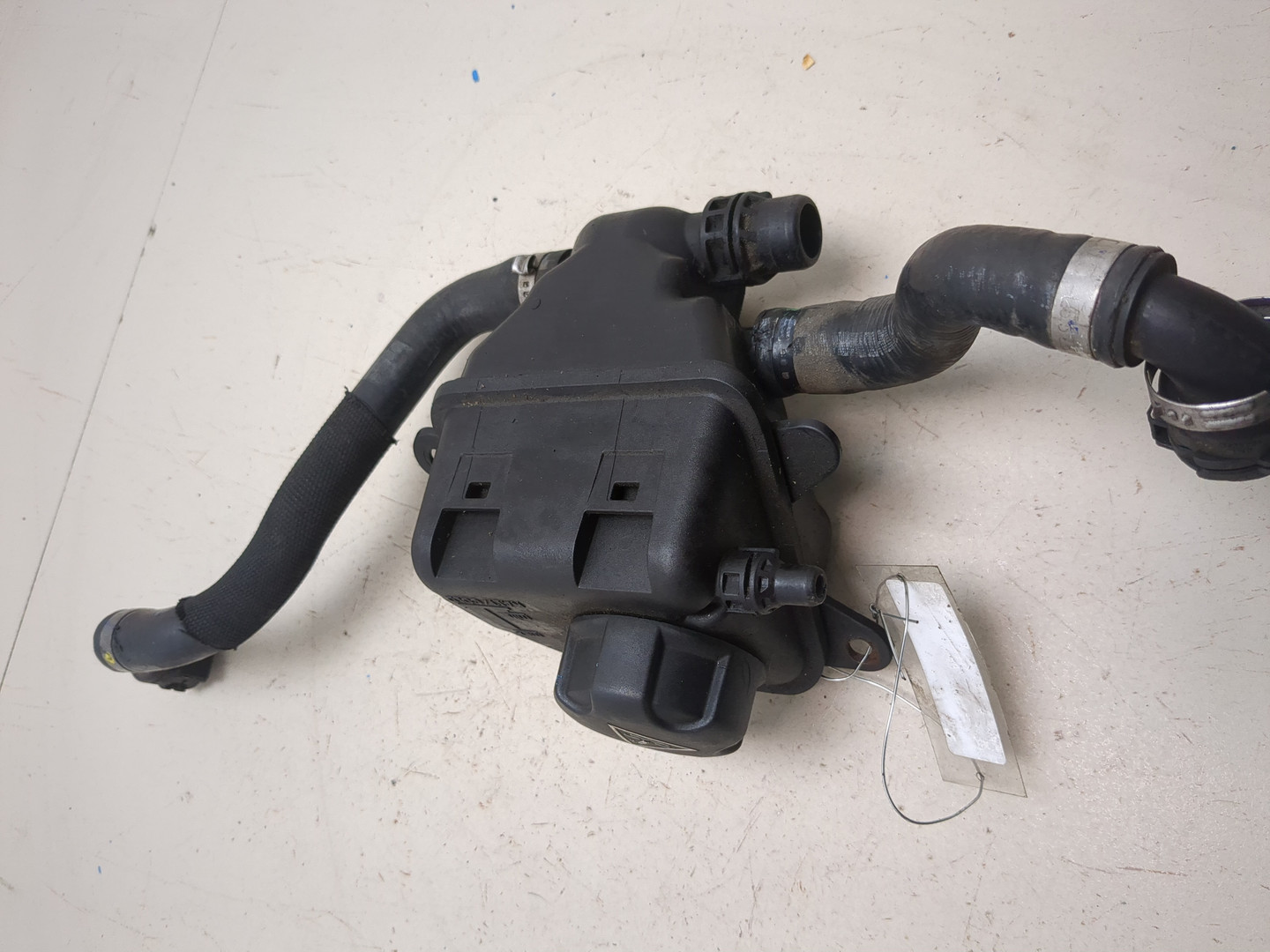 Бачок расширительный