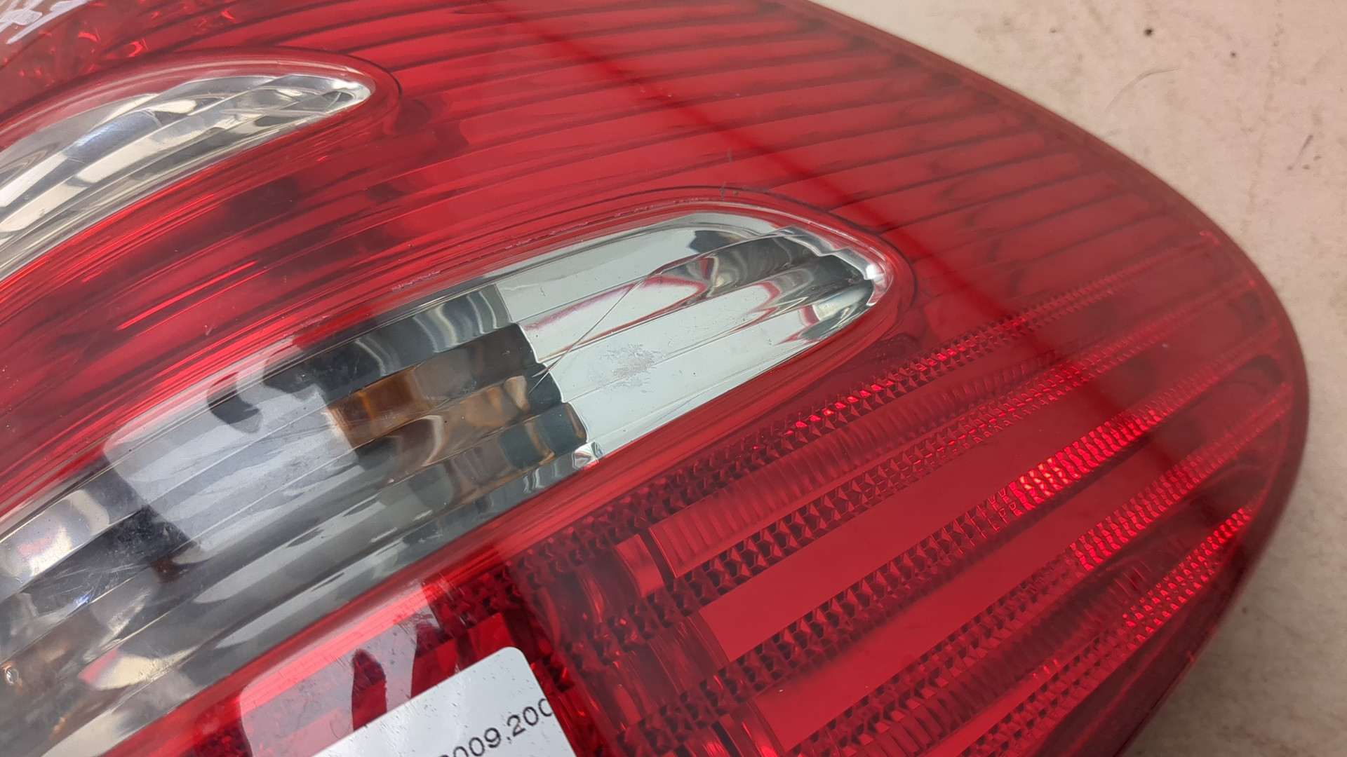 Фонарь задний правый