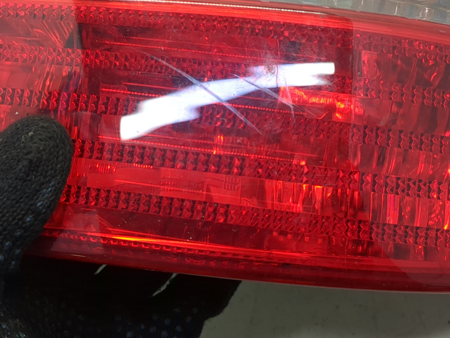 Фонарь задний правый