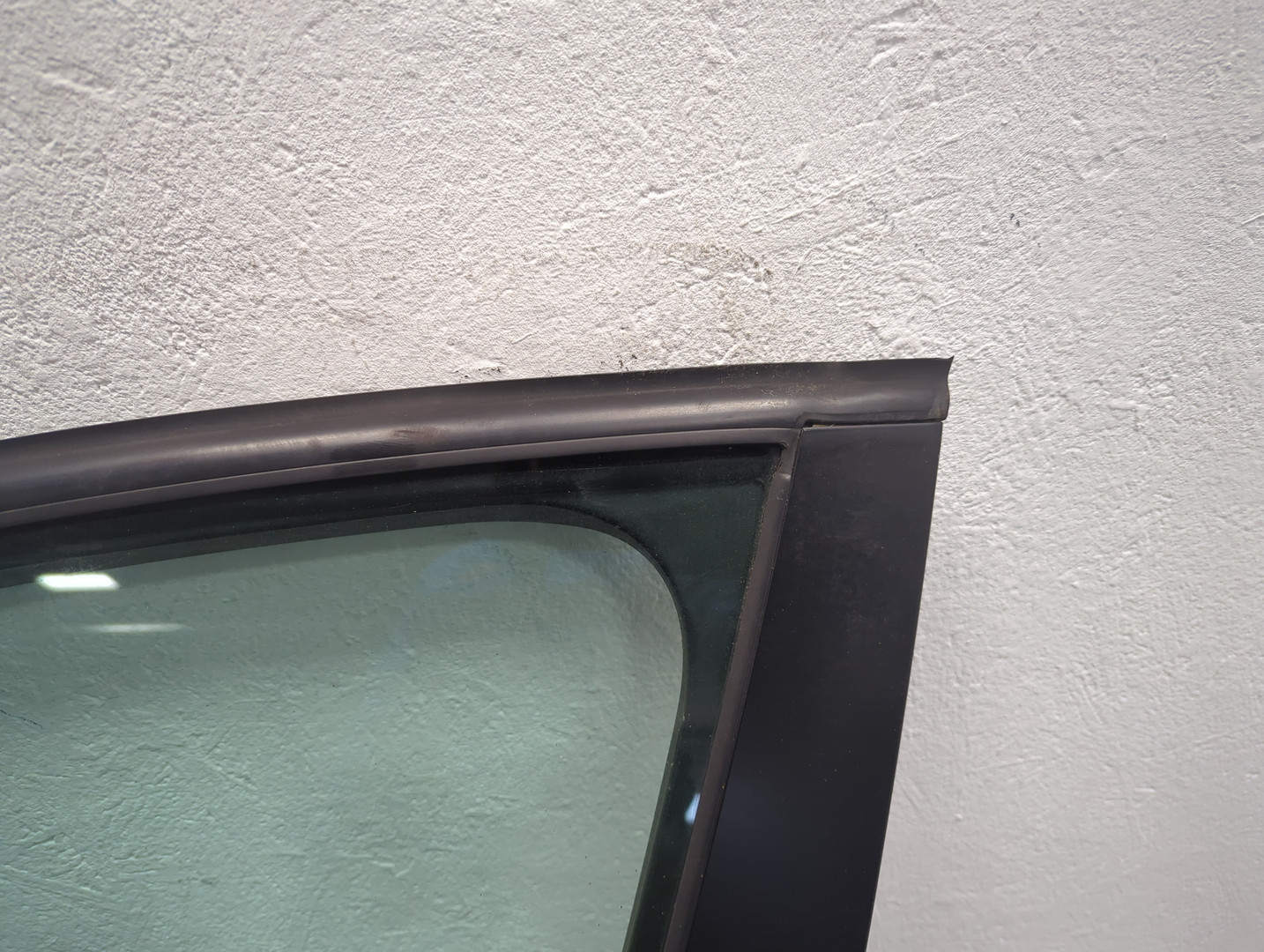 Дверь передняя левая