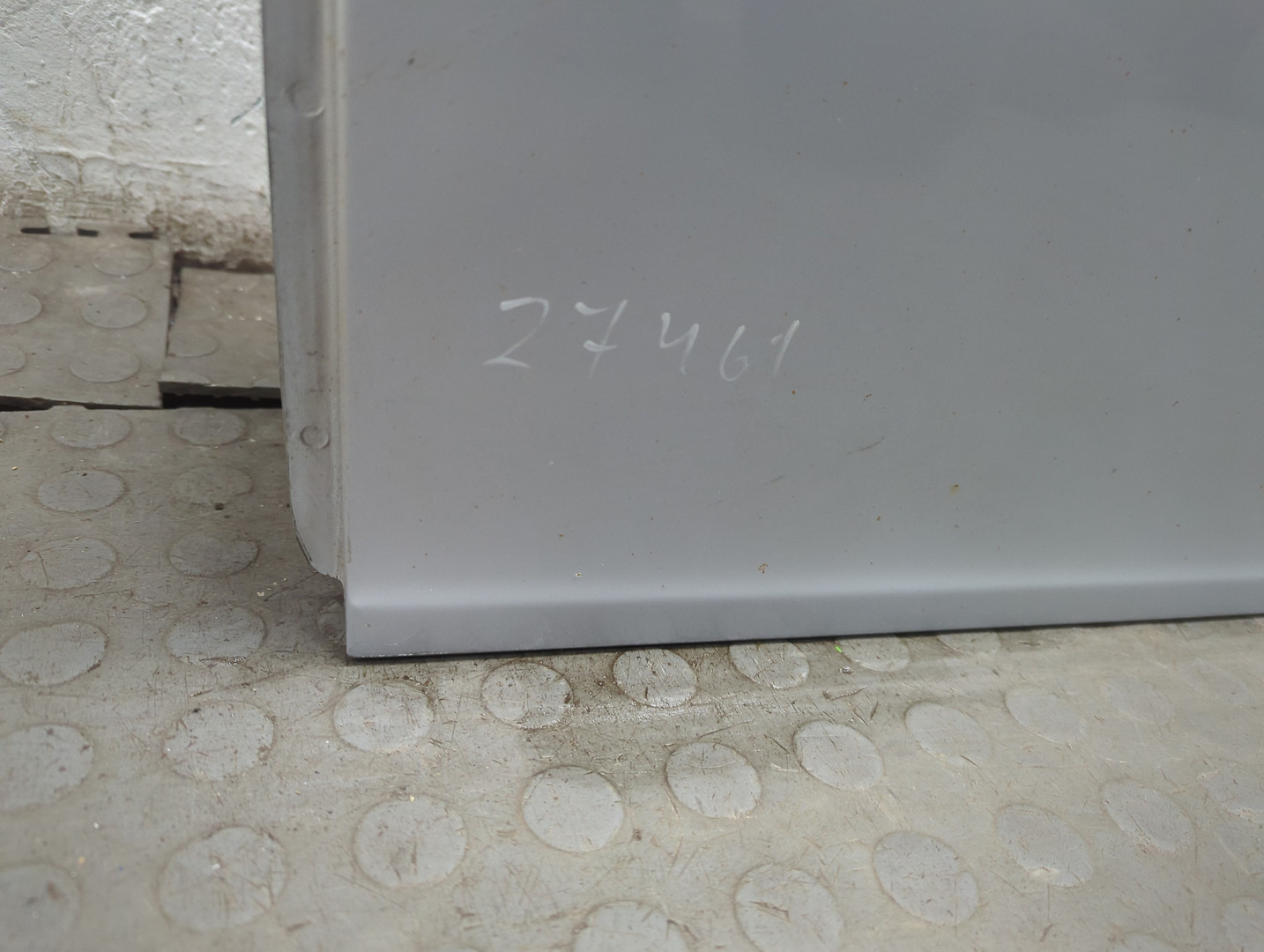 Дверь передняя левая