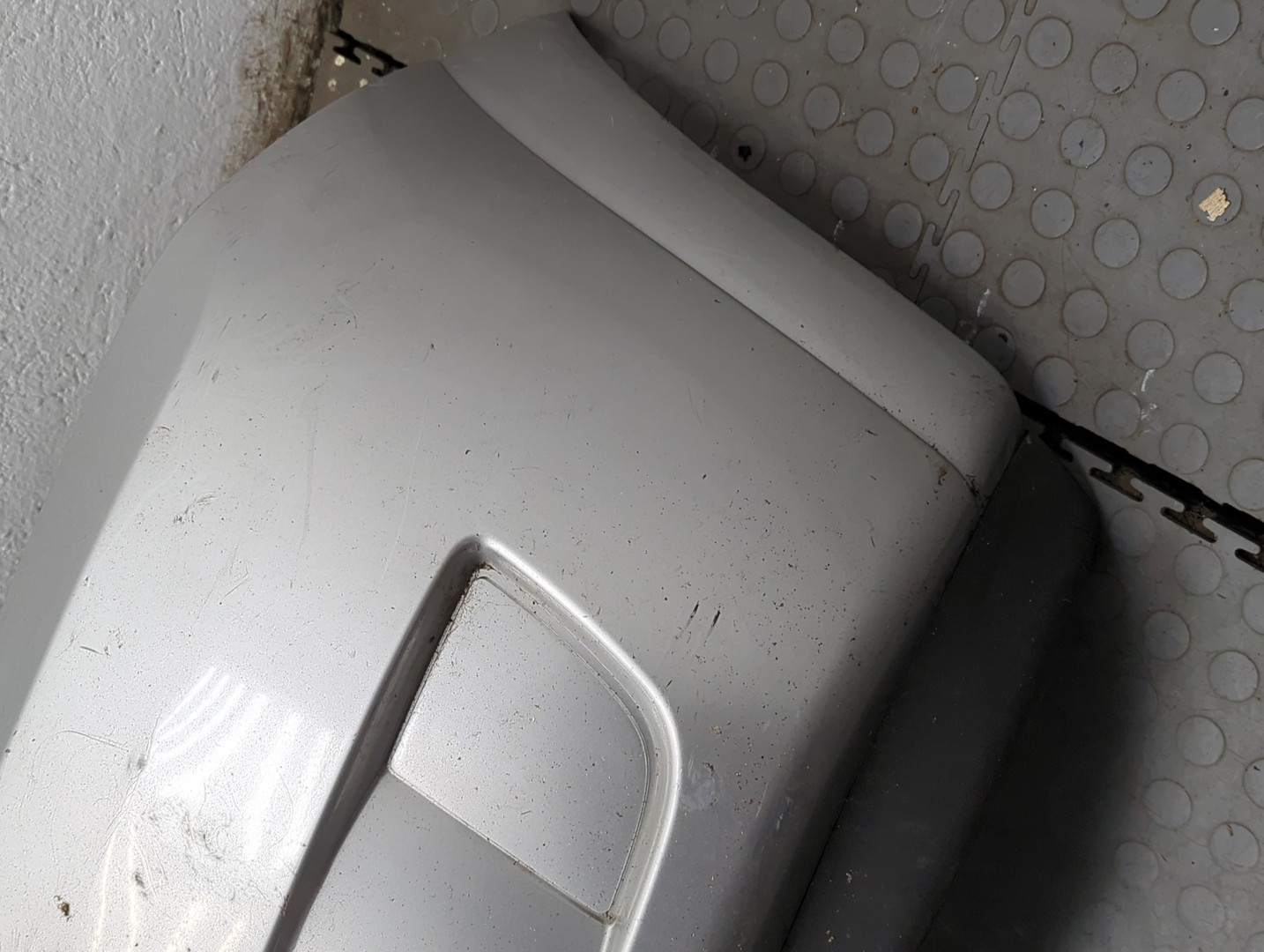 Бампер передний