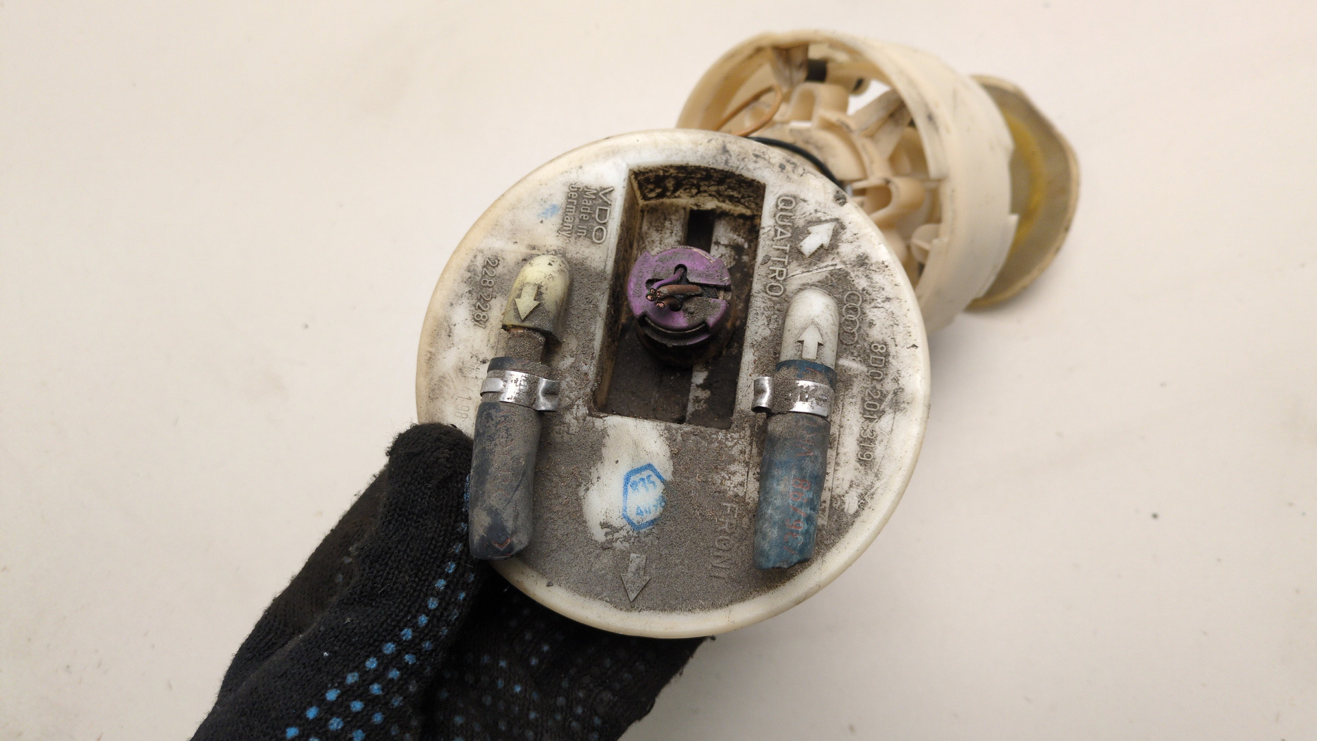 Насос топливный электрический