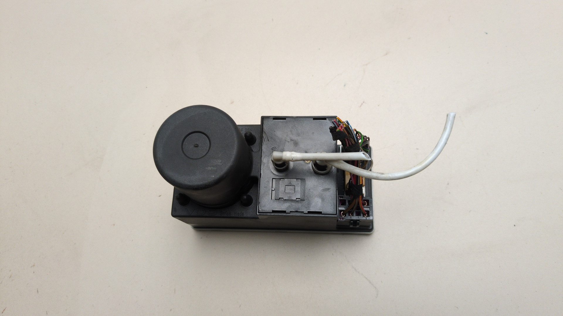 Вакуумное устройство системы центрального замка