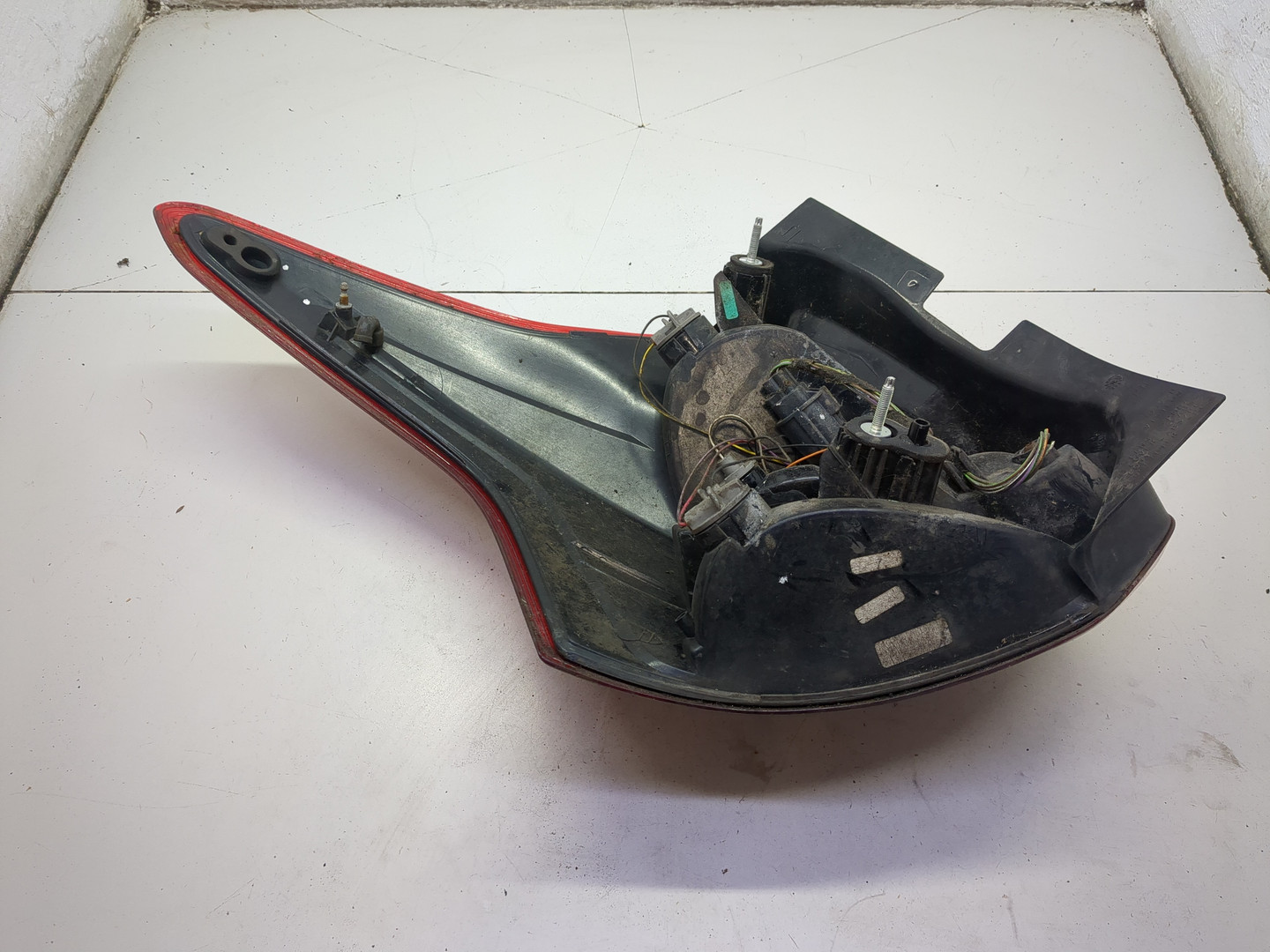 Фонарь задний правый