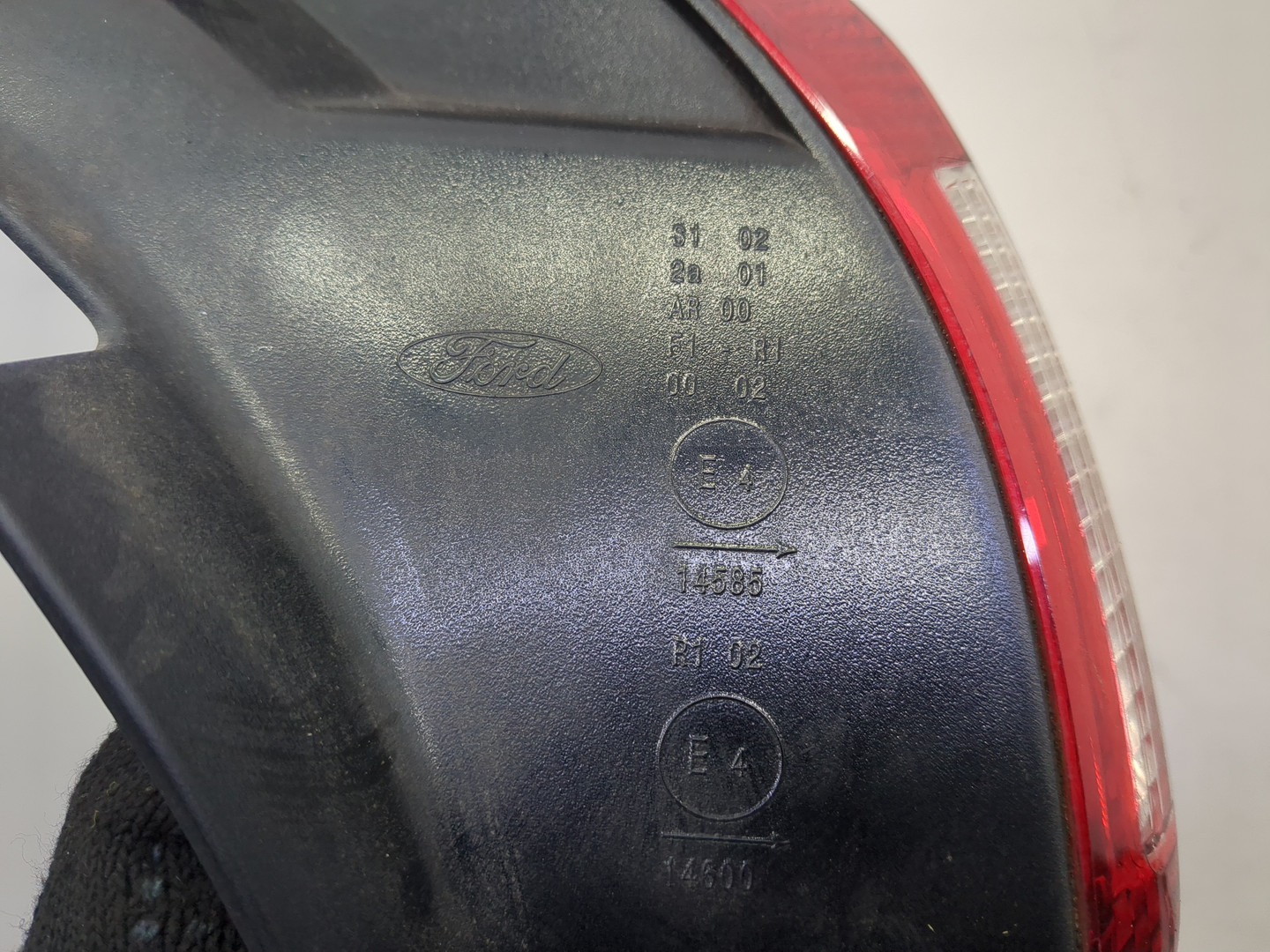 Фонарь задний правый