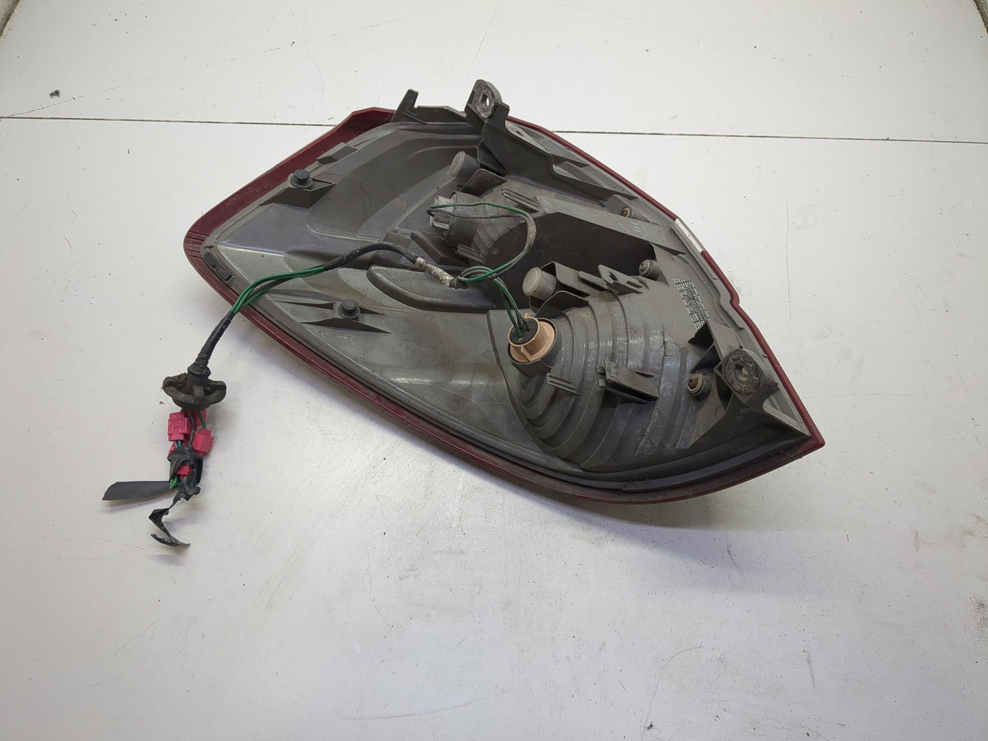 Фонарь задний правый