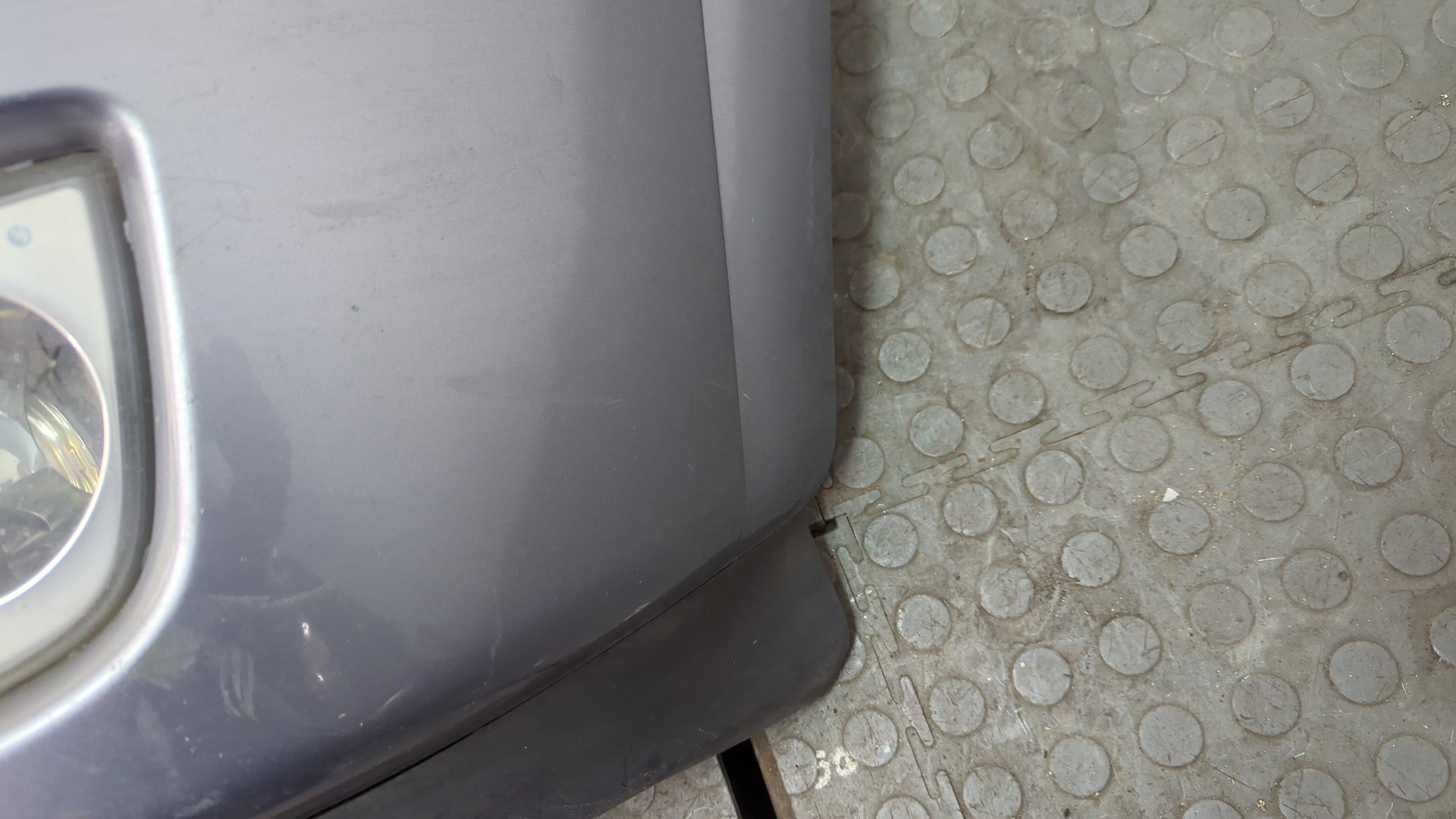 Бампер передний