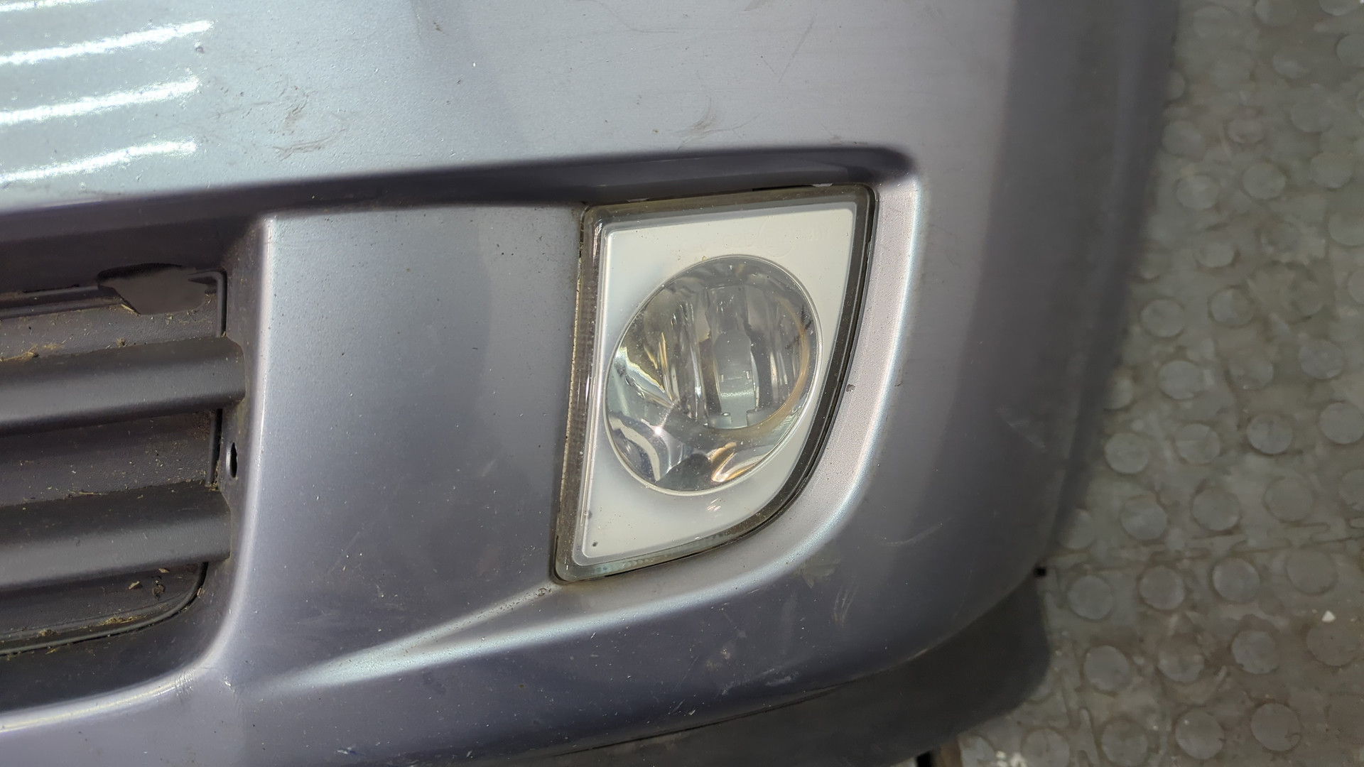 Бампер передний