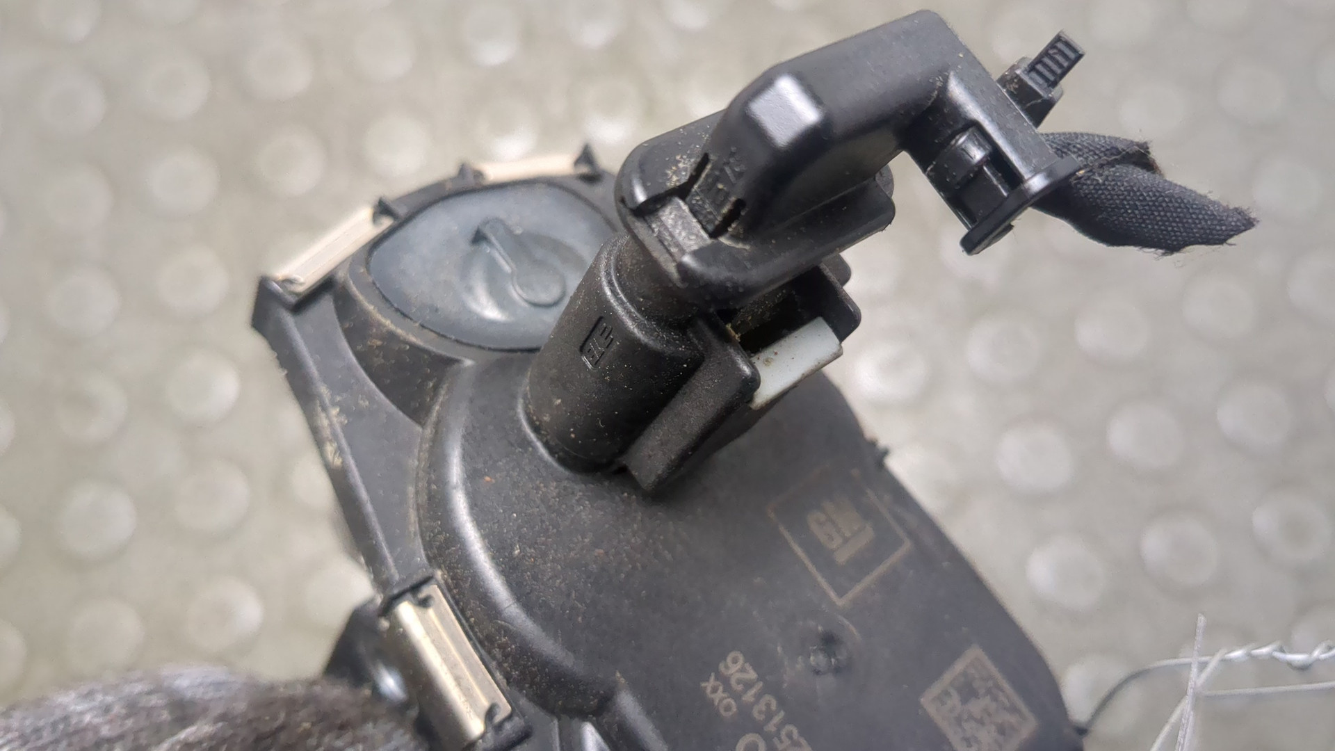 Заслонка дроссельная электрическая