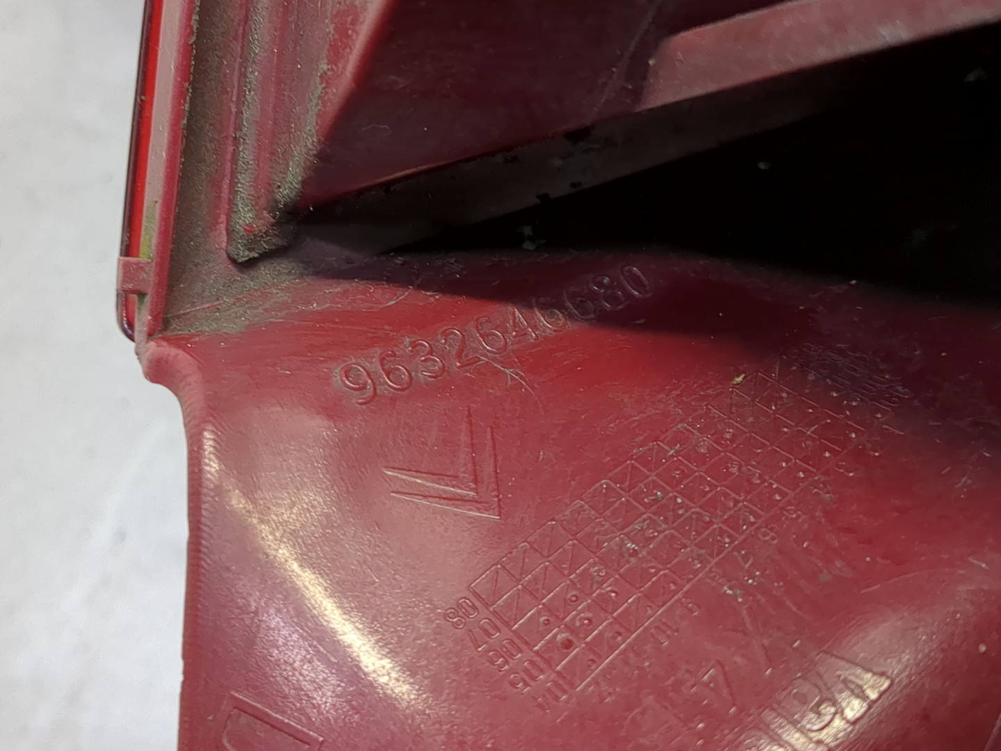 Фонарь задний правый