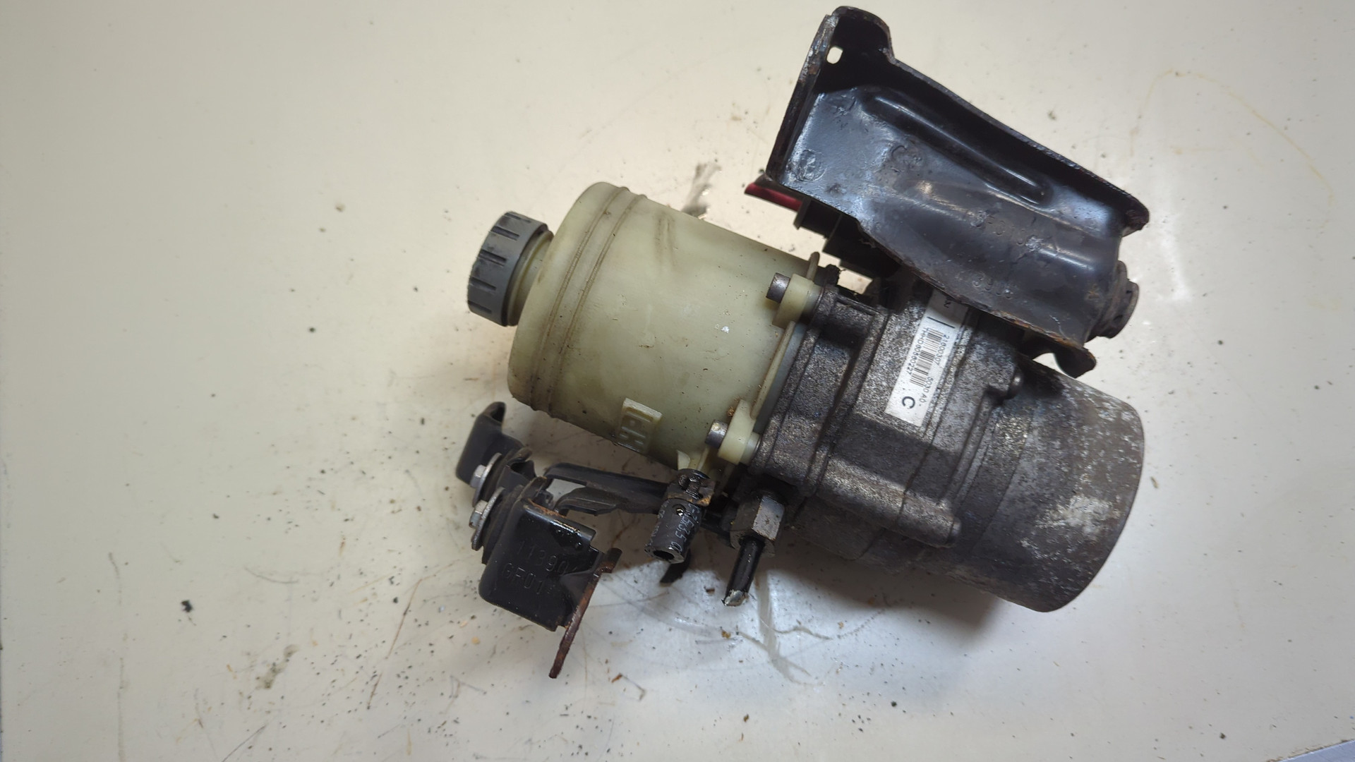 Насос ГУР (гидроусилитель руля)