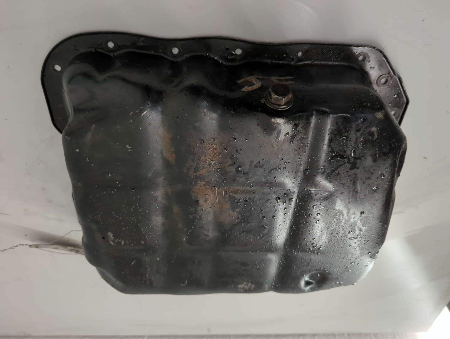 Поддон масляный двигателя (картер)