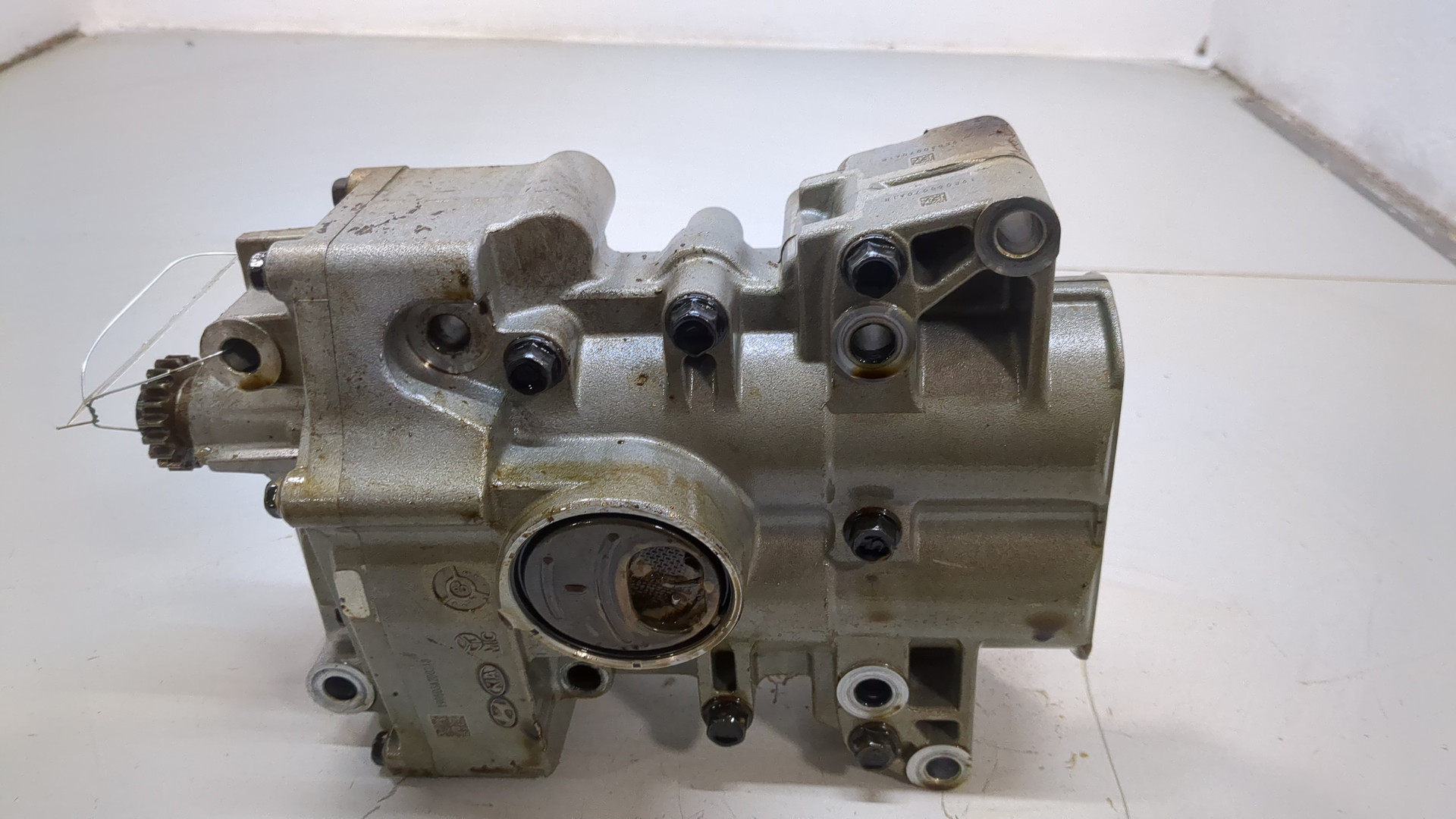 Насос масляный